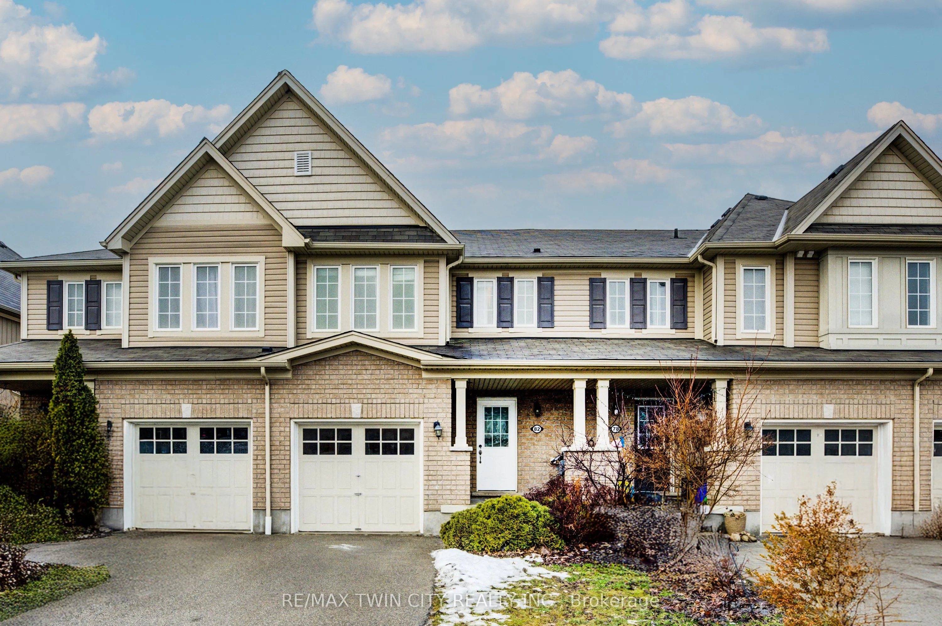 82 Trowbridge Street