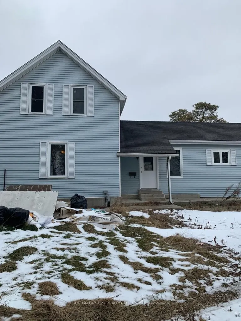 6272 Colonel Talbot Road