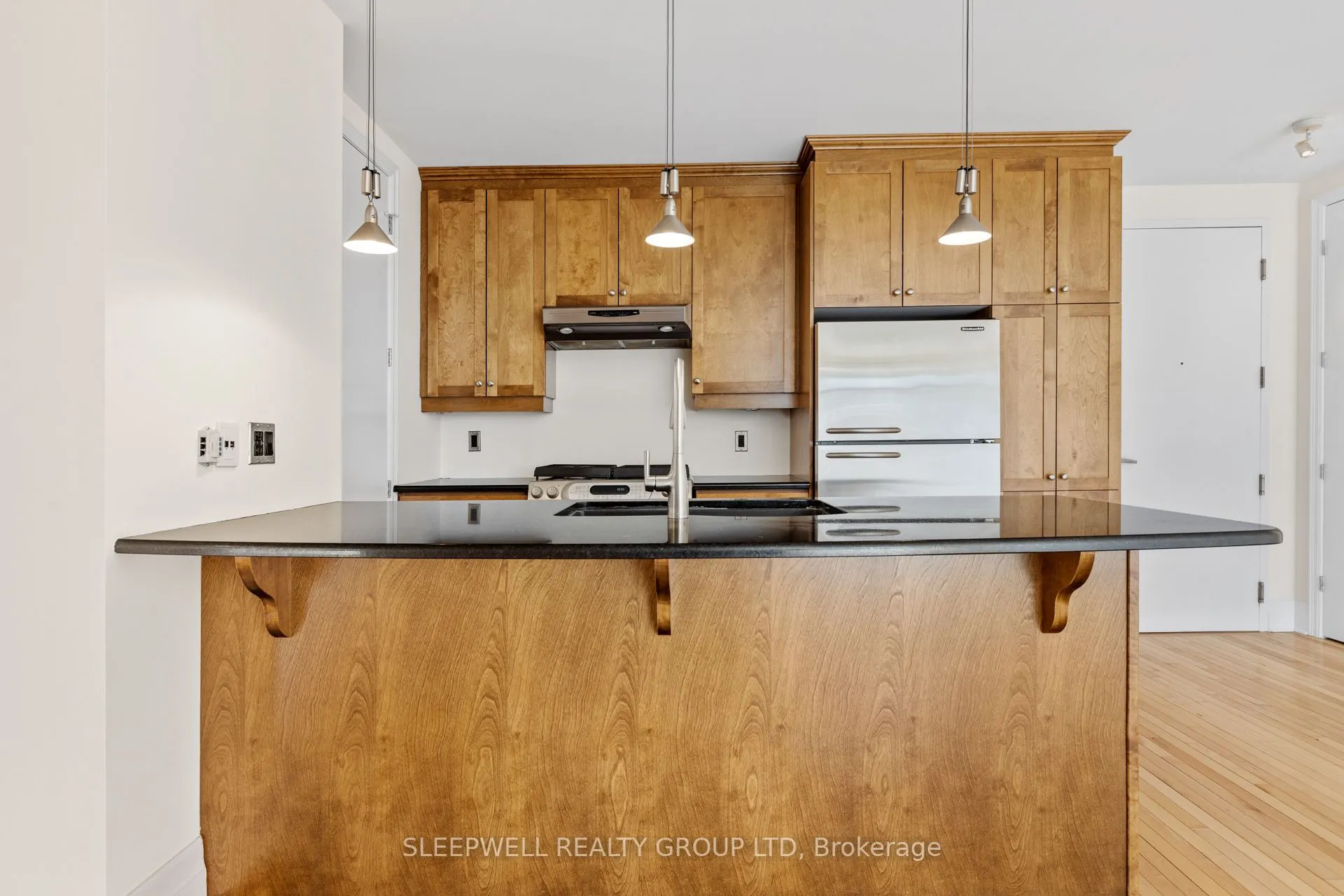 420 Berkley Avenue #706