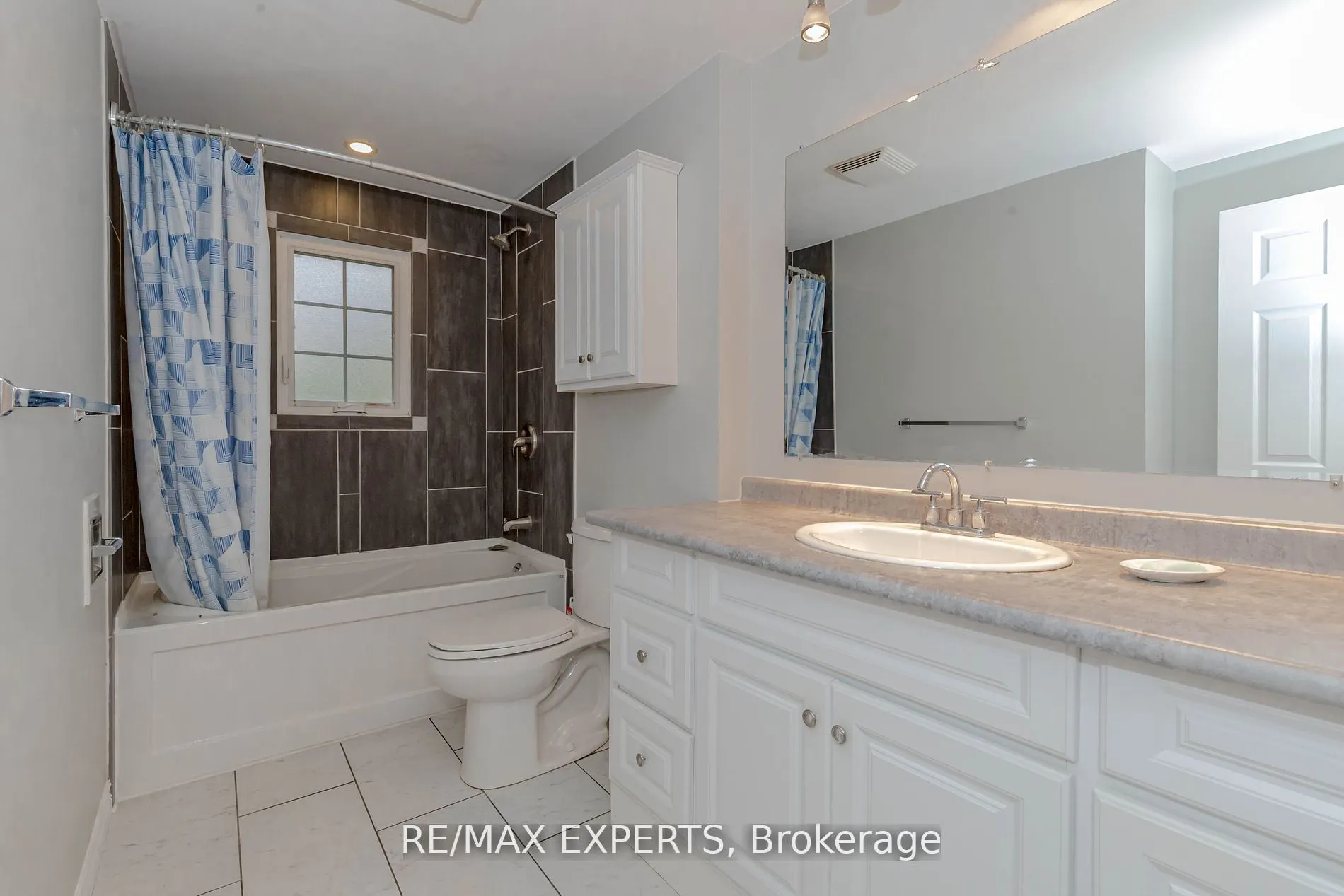 34 Bow Valley Drive, #9