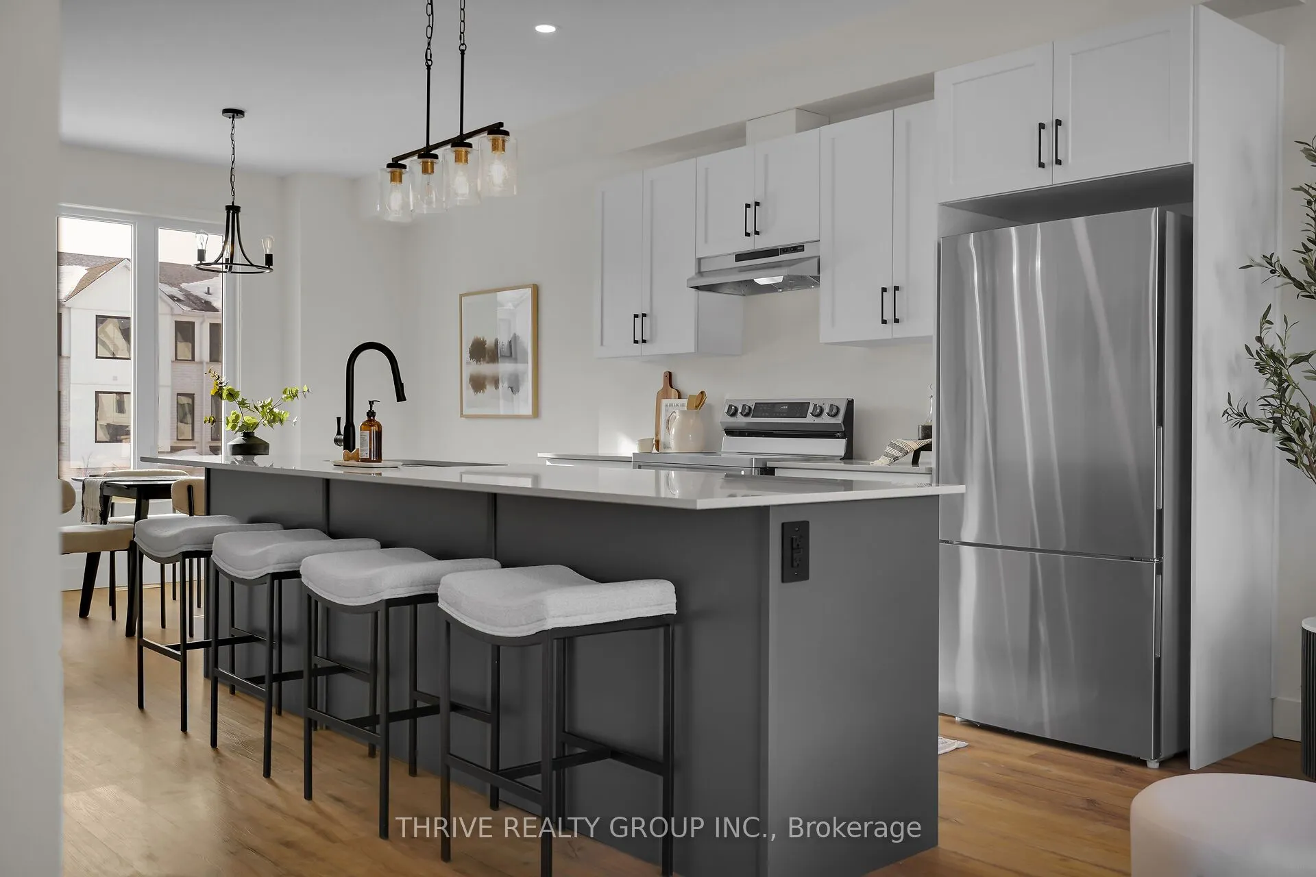 1595 Capri Crescent, #82