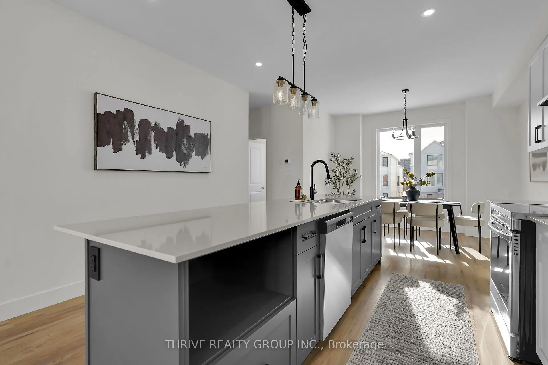 1595 Capri Crescent, #82