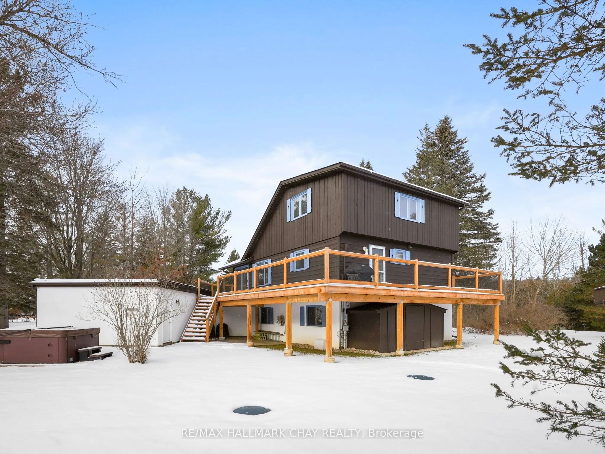 61 Pine River Crescent