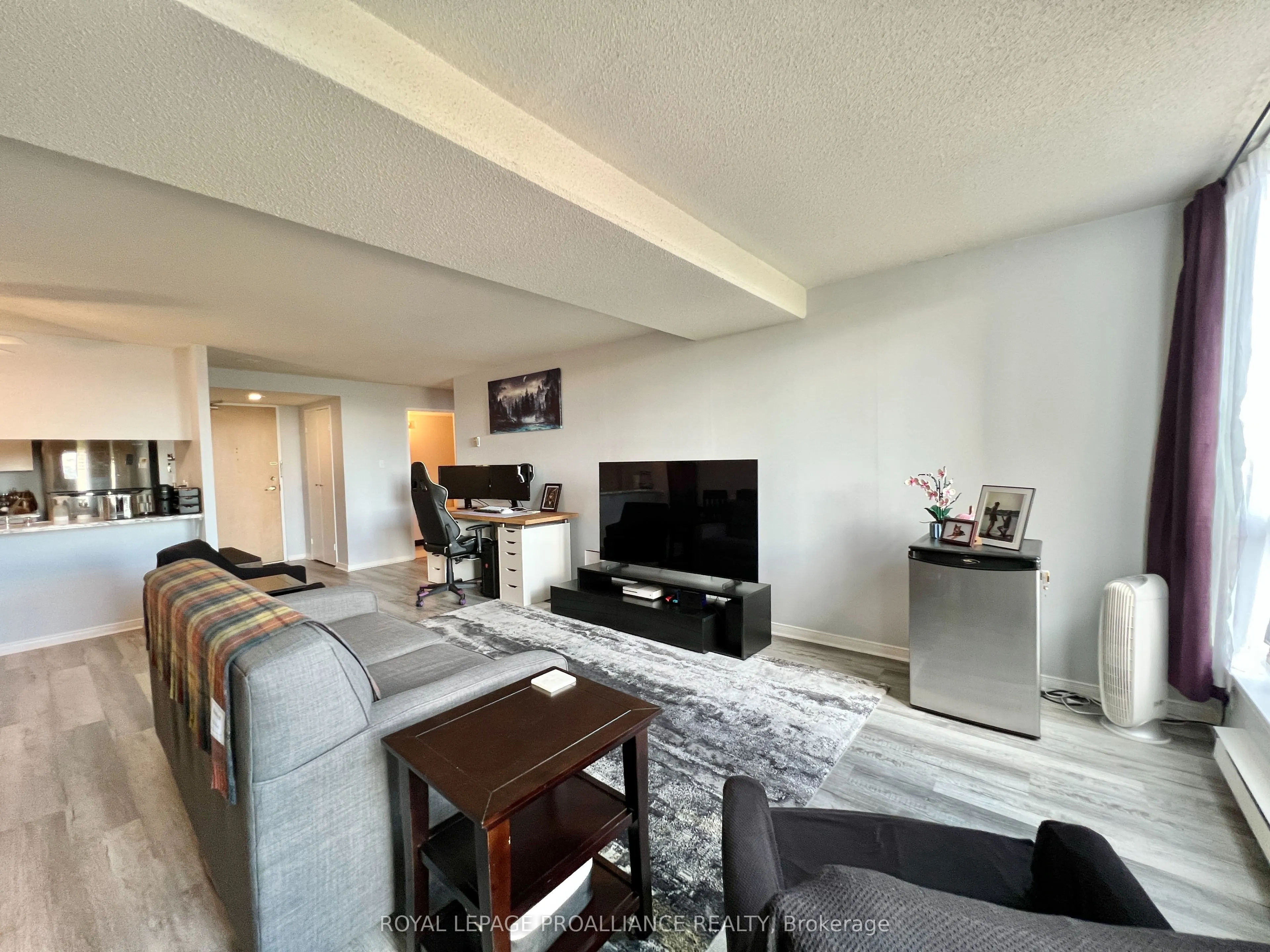 350 Front Street, #406