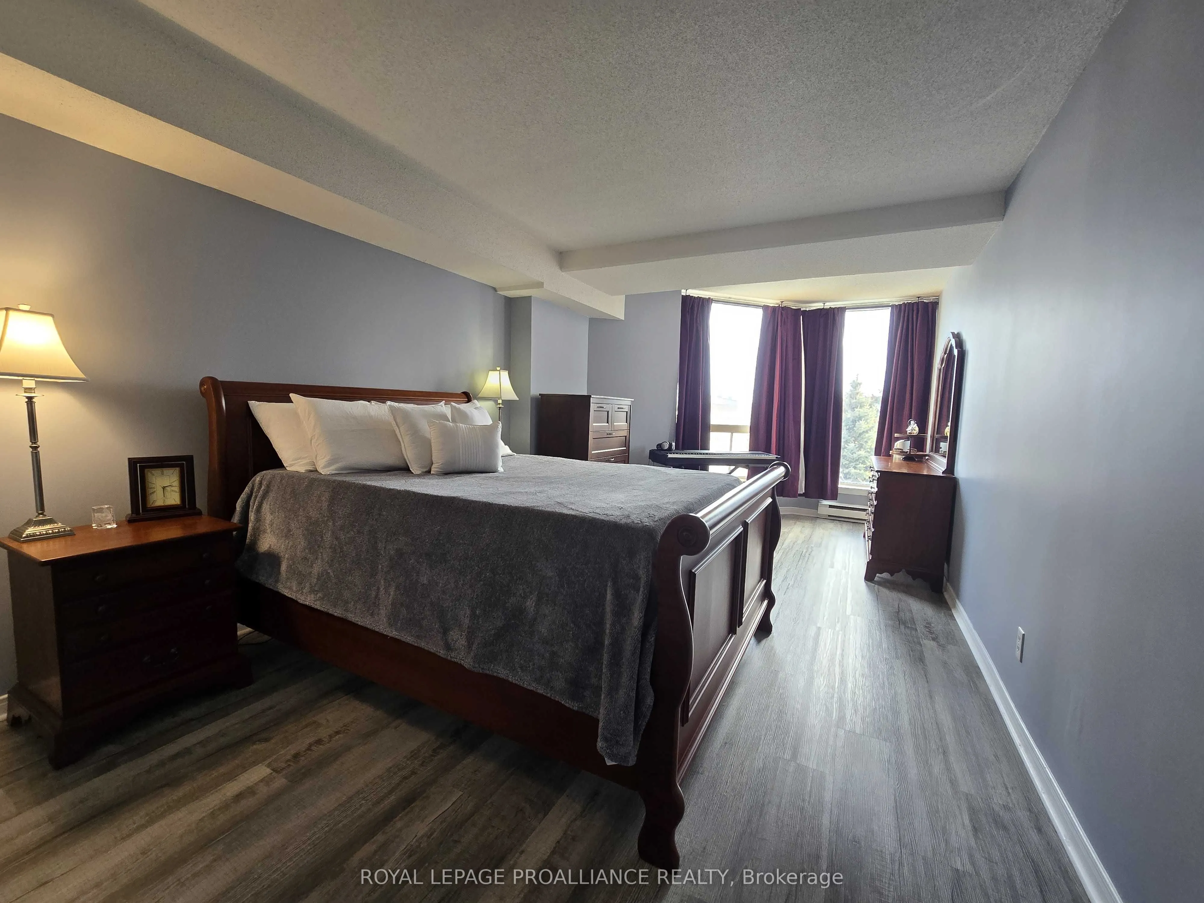 350 Front Street, #406