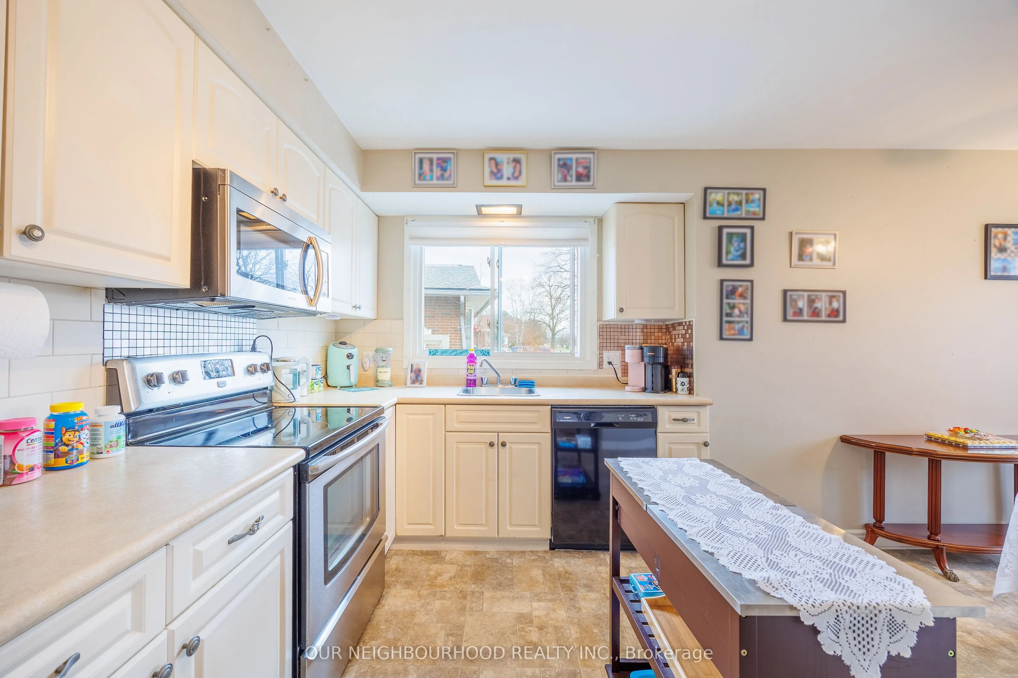 5941 Brooks Crescent