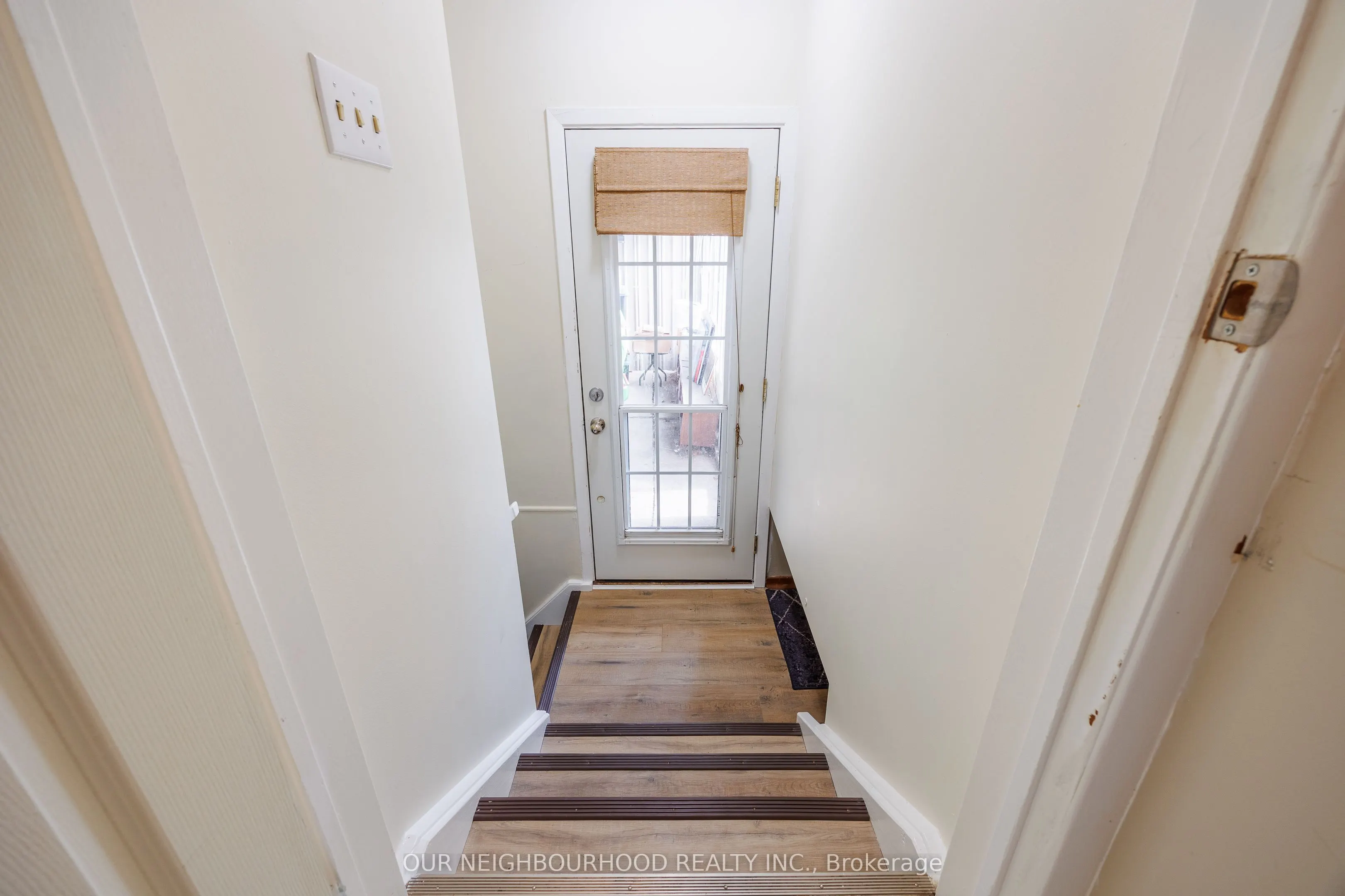 5941 Brooks Crescent