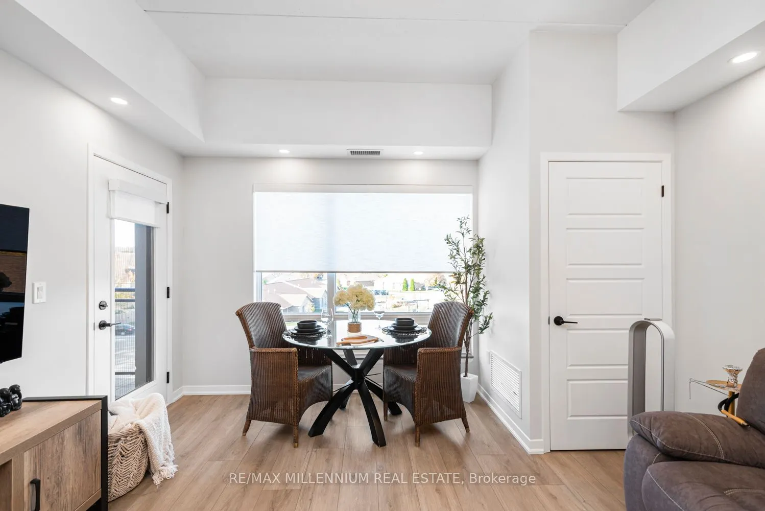 3998 Victoria Avenue #408