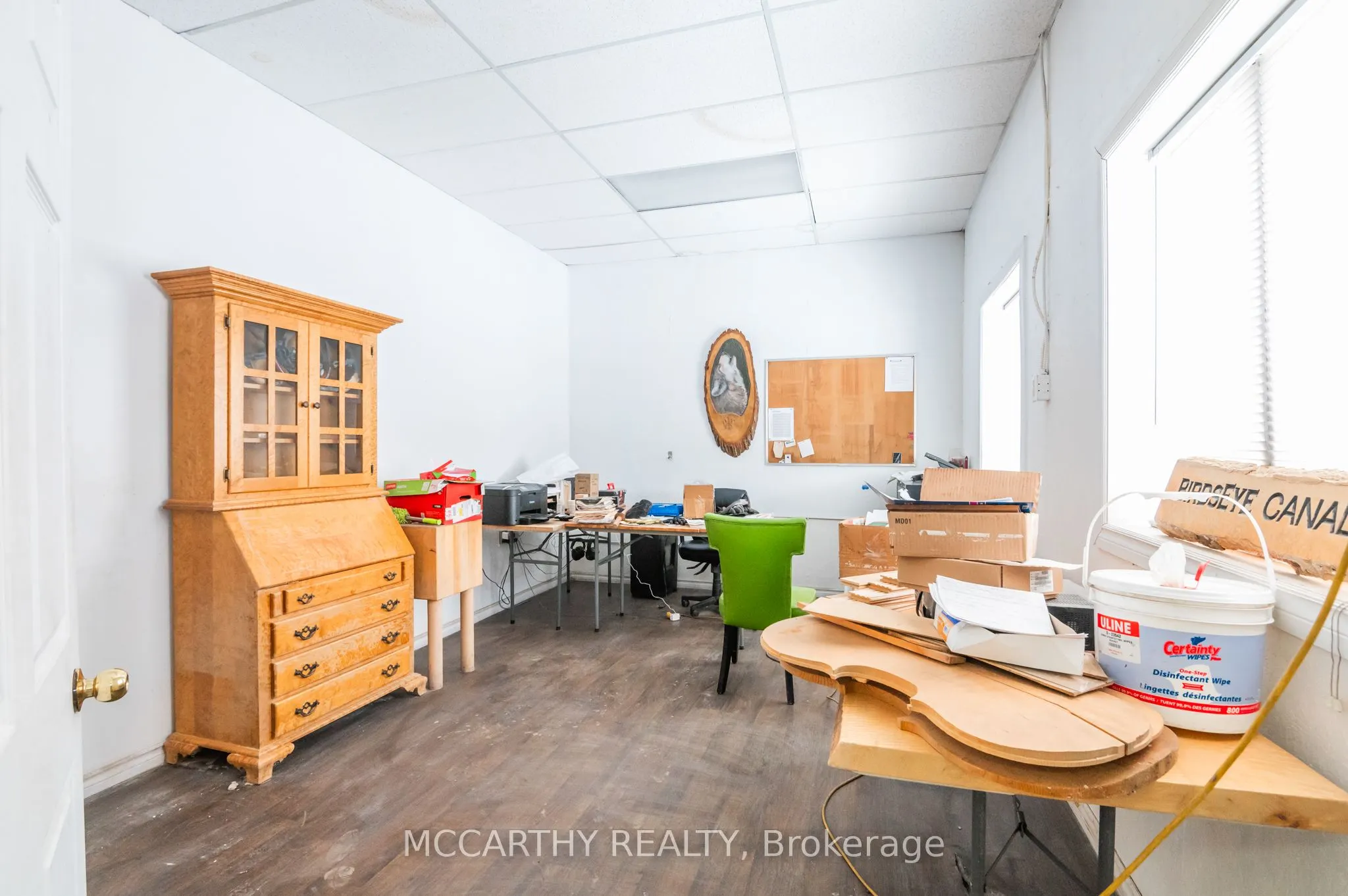 443 Main Street W