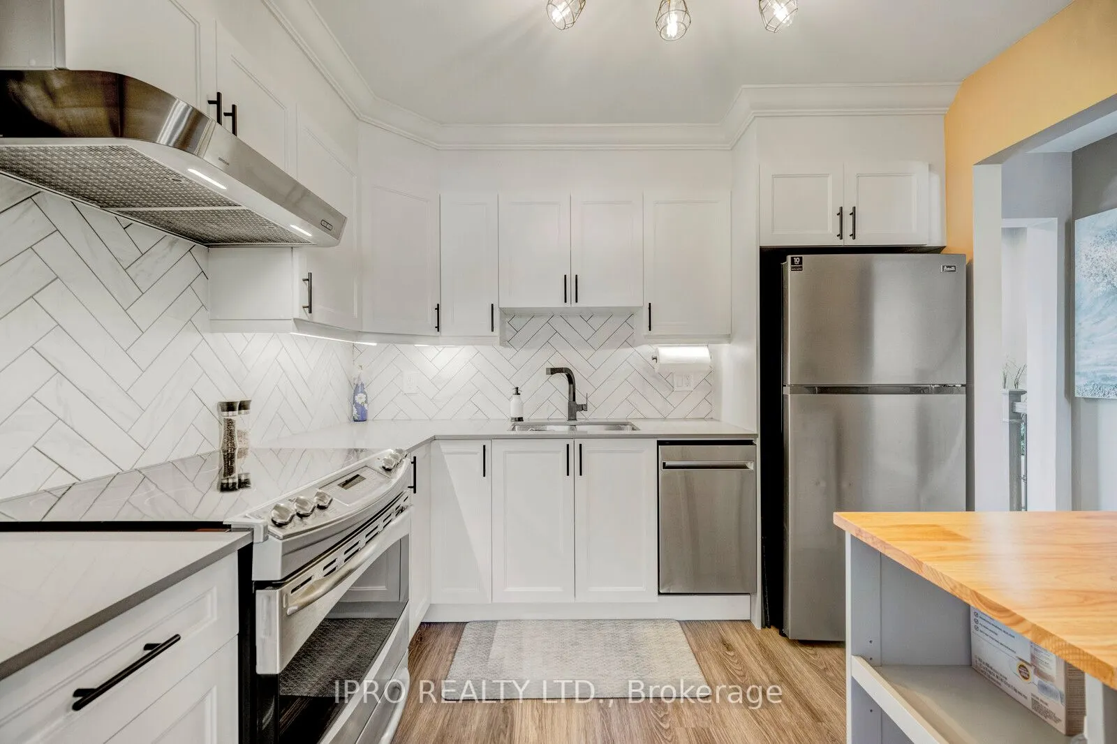 985 Limeridge Road E, #3