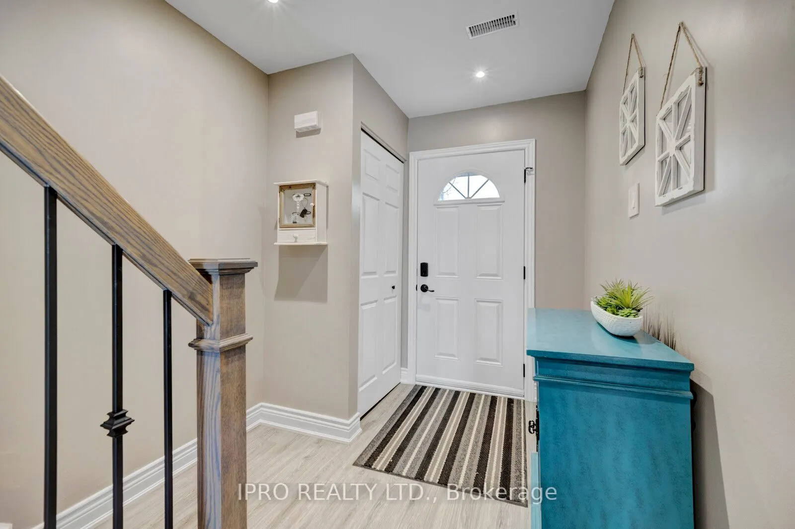 985 Limeridge Road E, #3