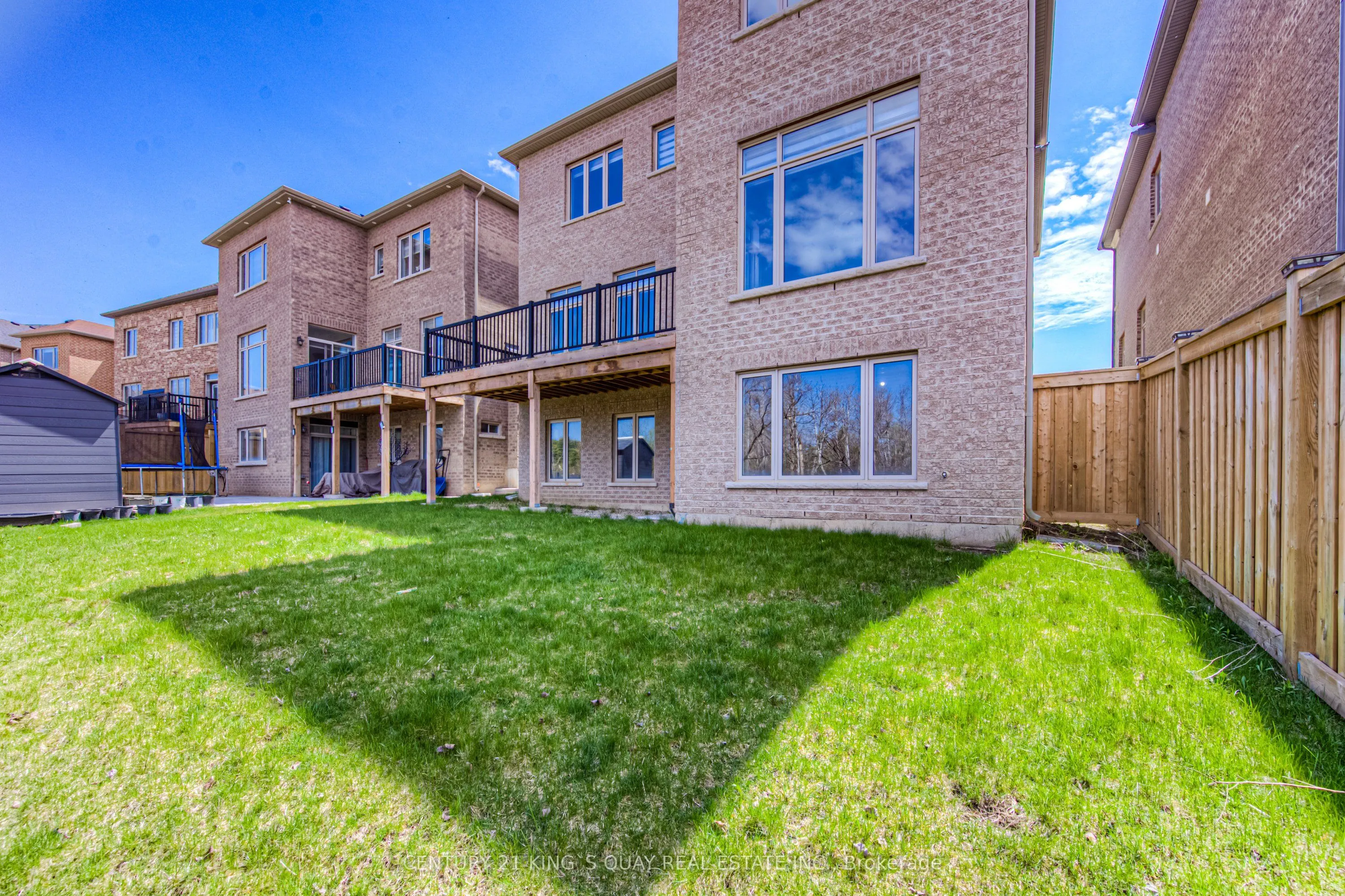300 Forest Creek Drive