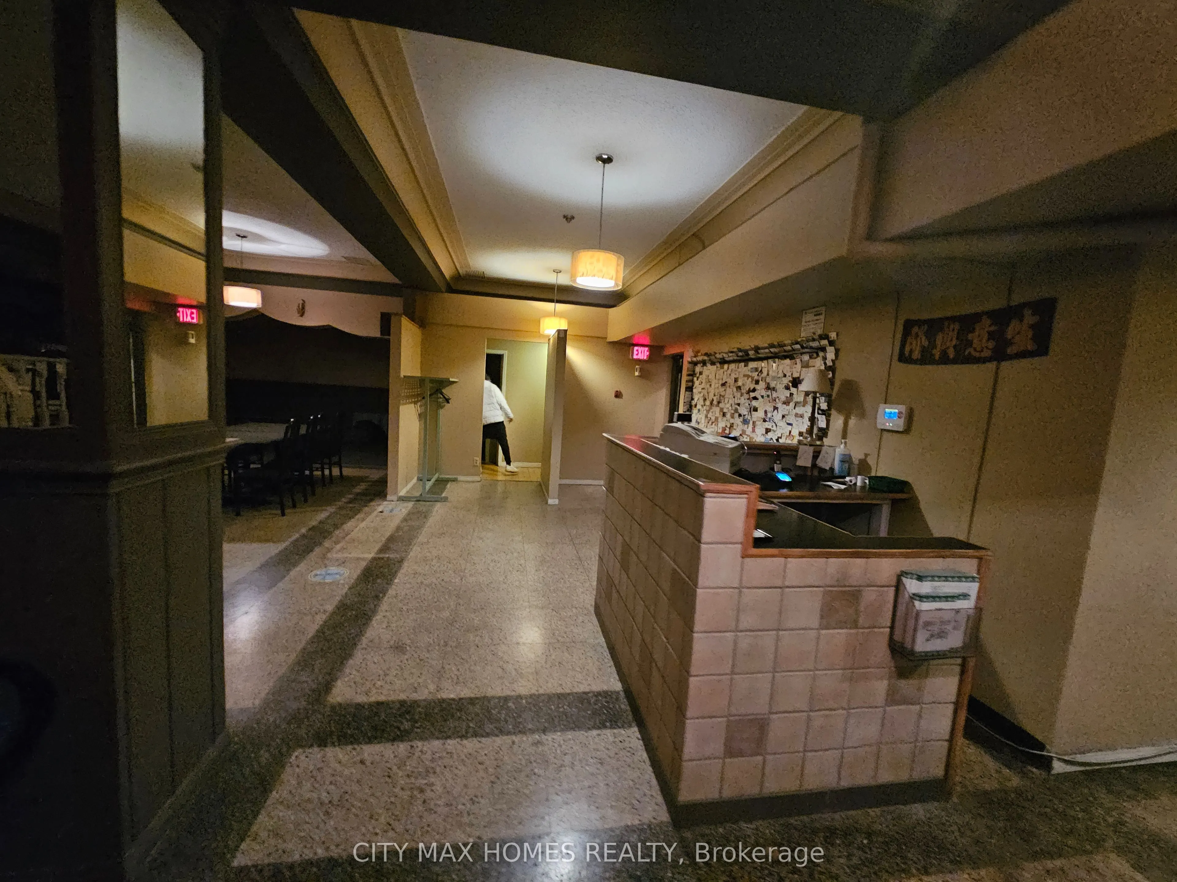 327 OUELLETTE Avenue, #C1