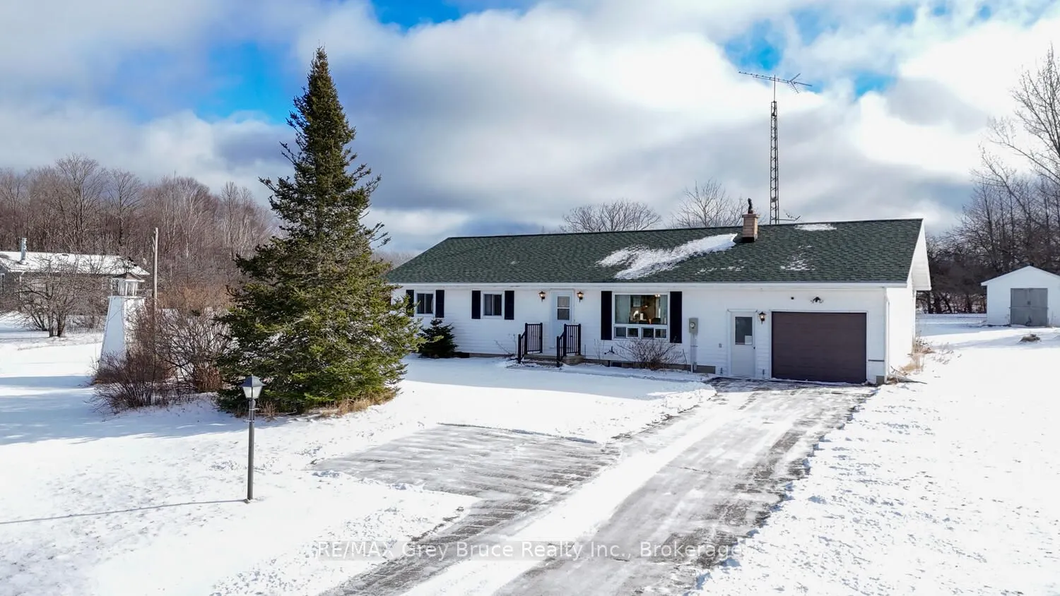26 Maple Golf Crescent