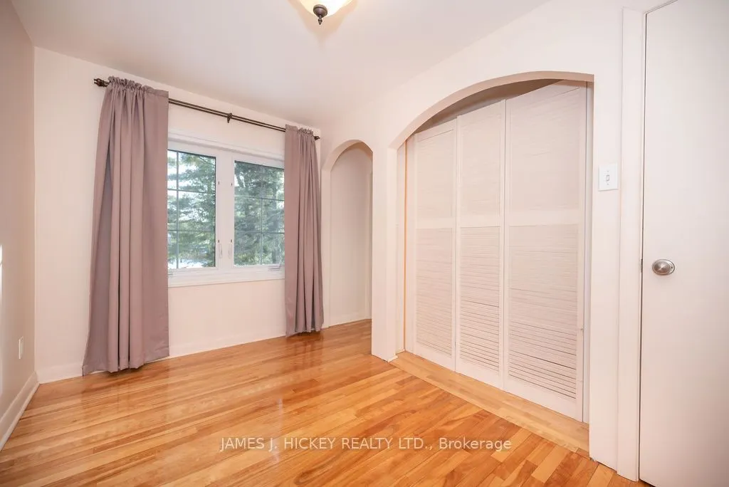 22 Cabot Place
