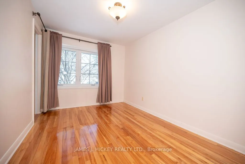 22 Cabot Place