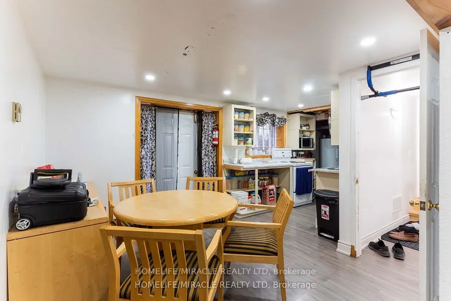 39 Sandy Plains Road N