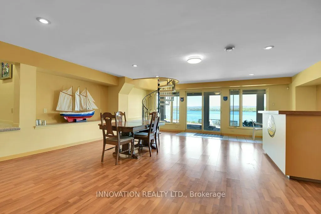 325 BERRY SIDE Road