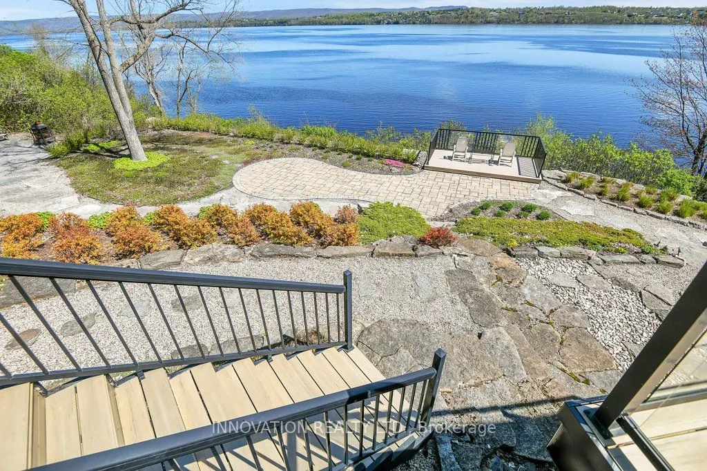 325 BERRY SIDE Road