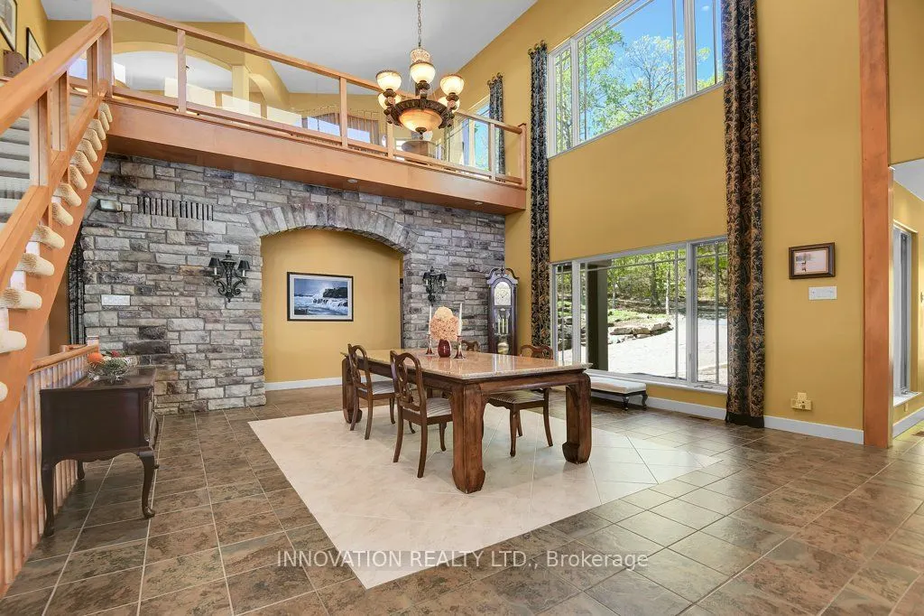 325 BERRY SIDE Road