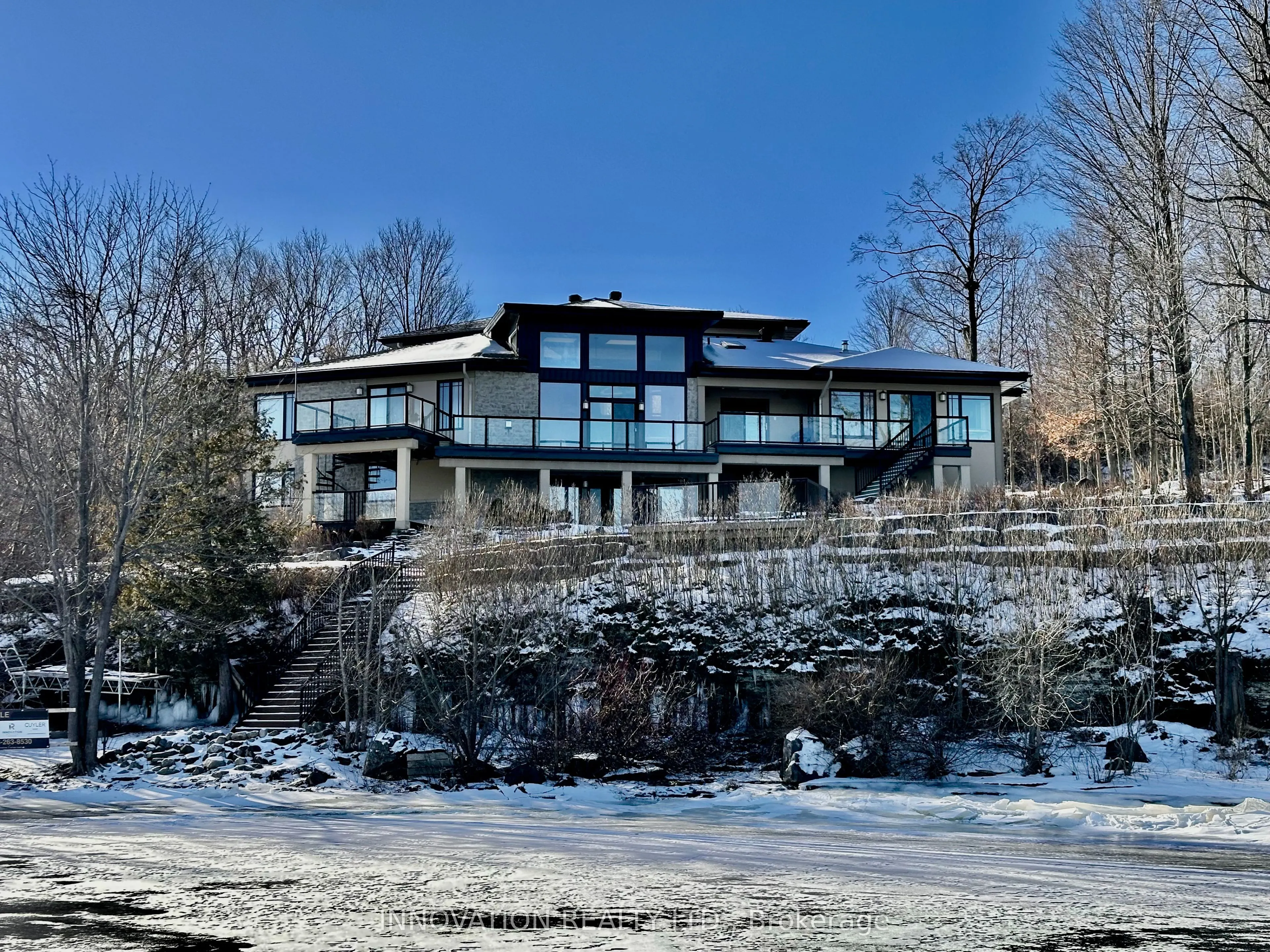 325 BERRY SIDE Road
