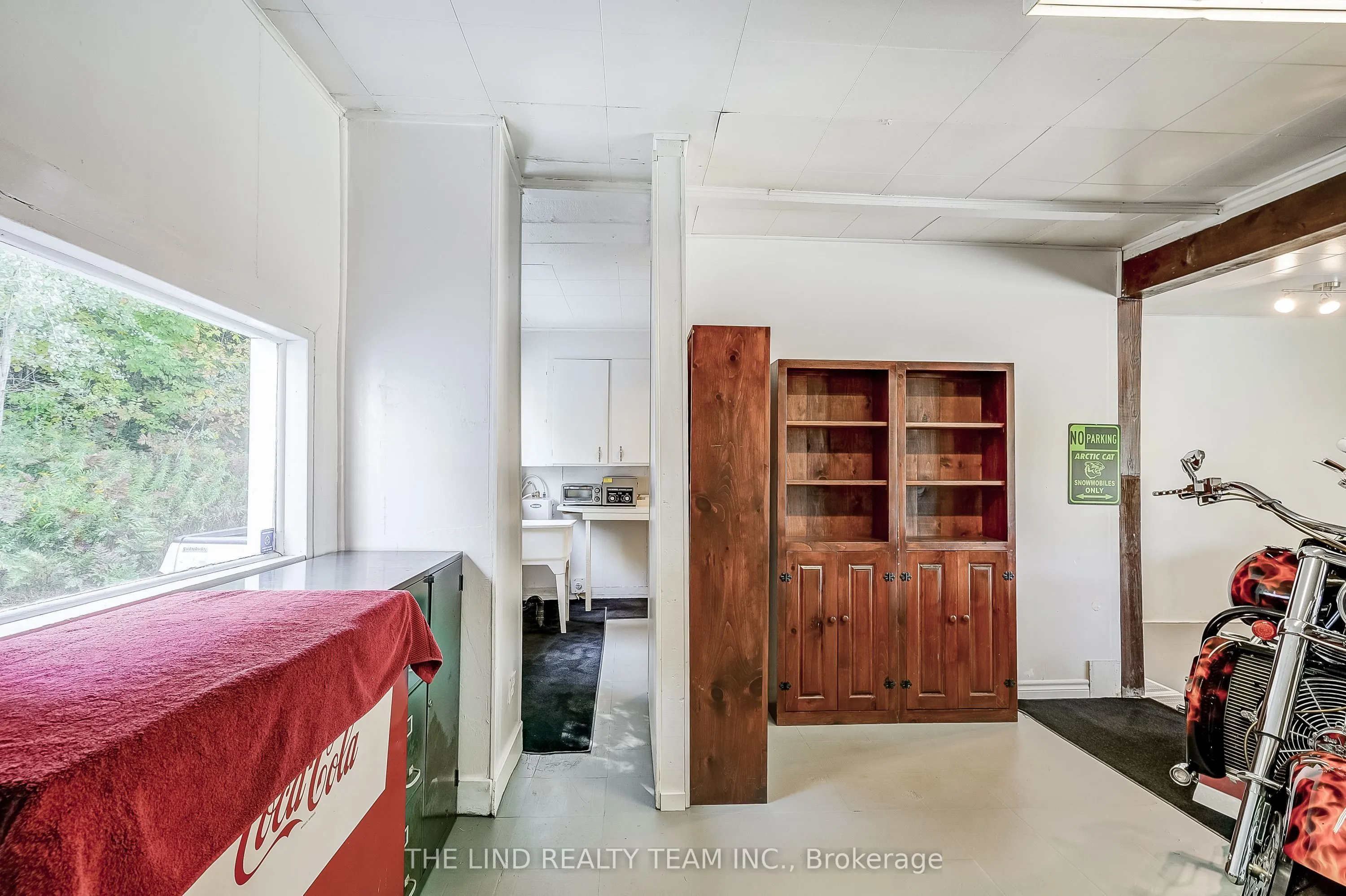949 Raymond Road