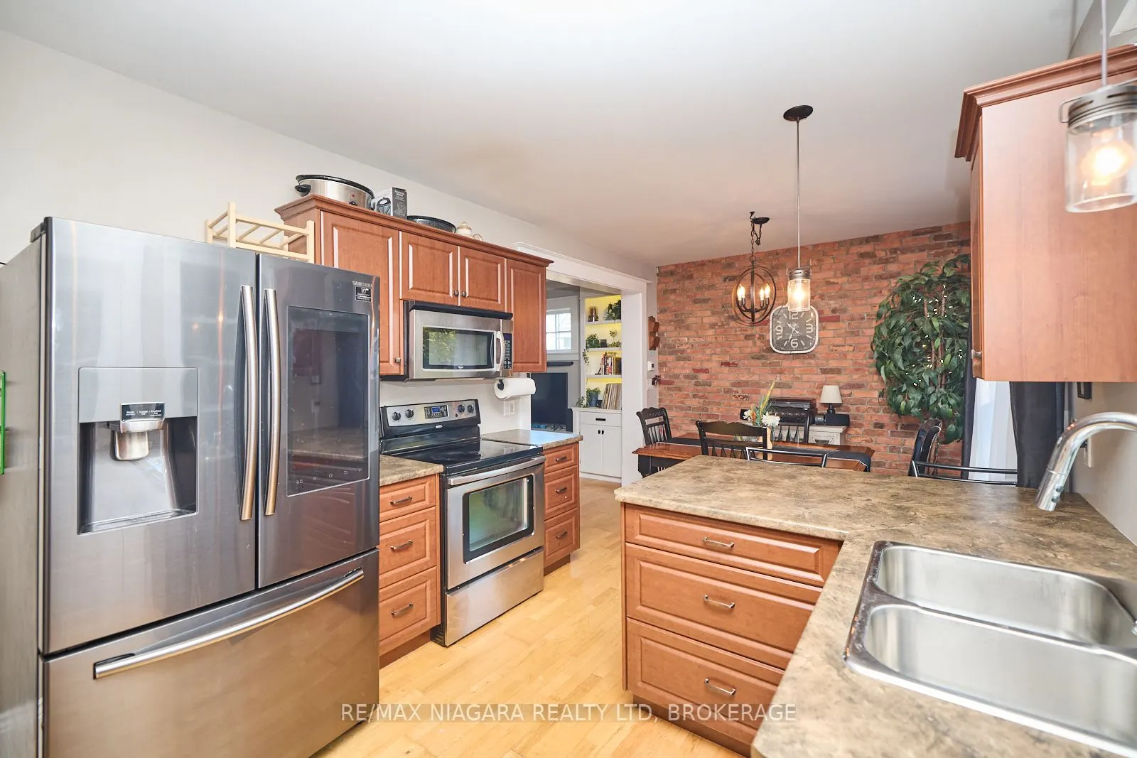 144 River Road