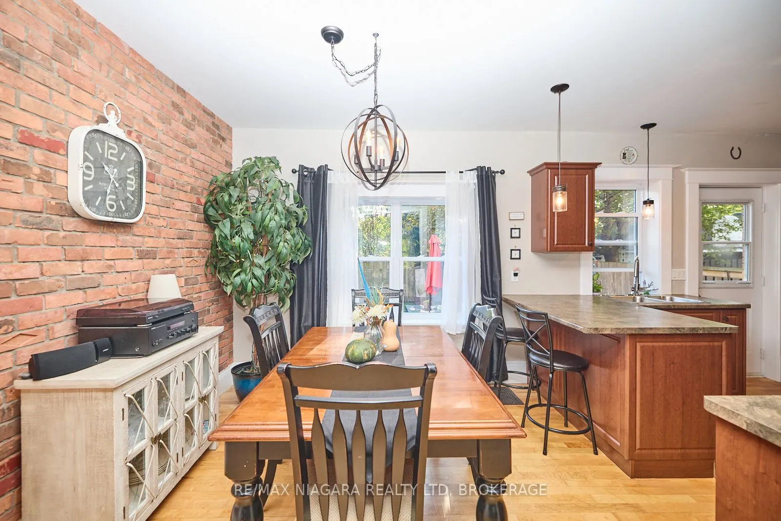 144 River Road