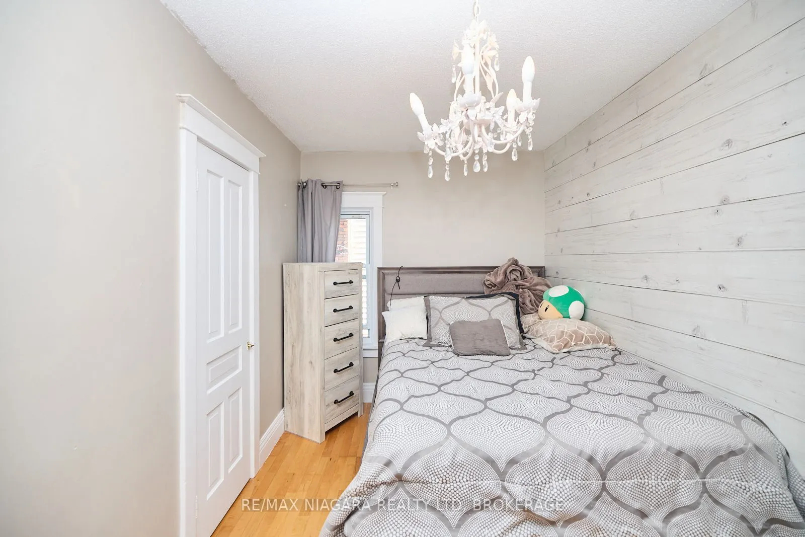 144 River Road