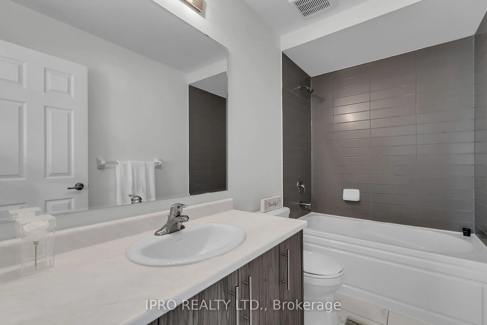 166 Deerpath Drive, #60