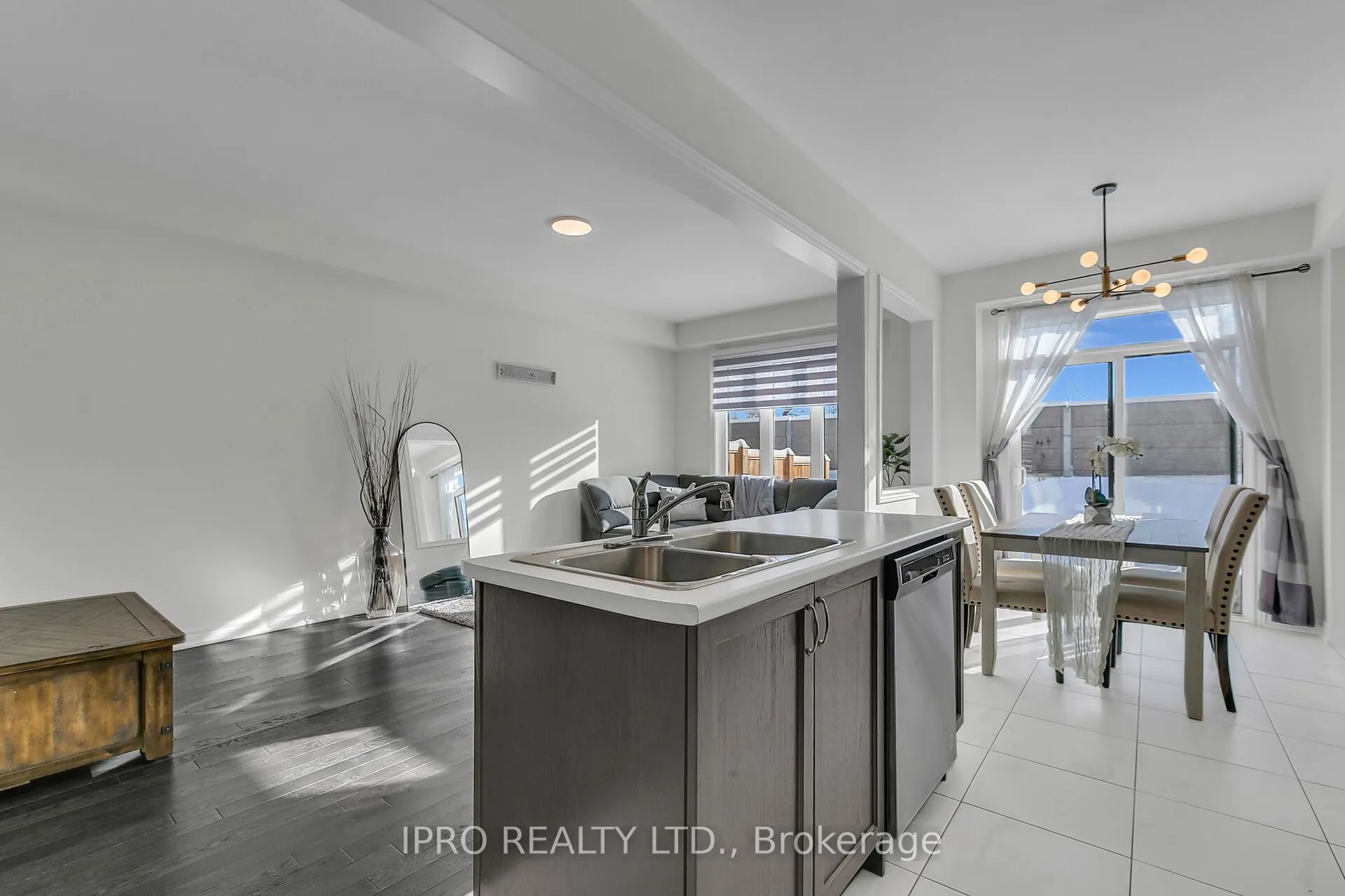 166 Deerpath Drive, #60