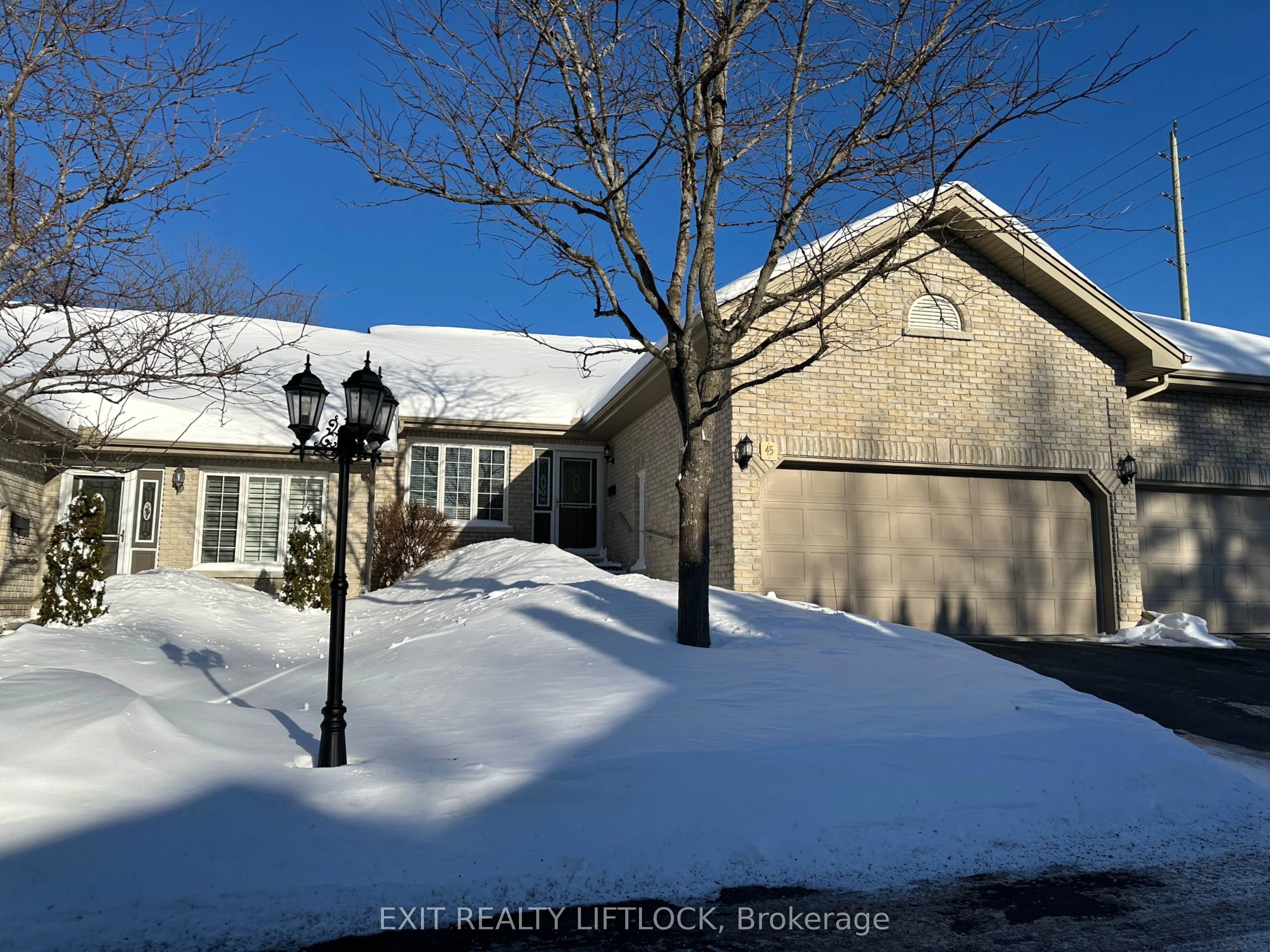 1020 Parkhill Road W, #45