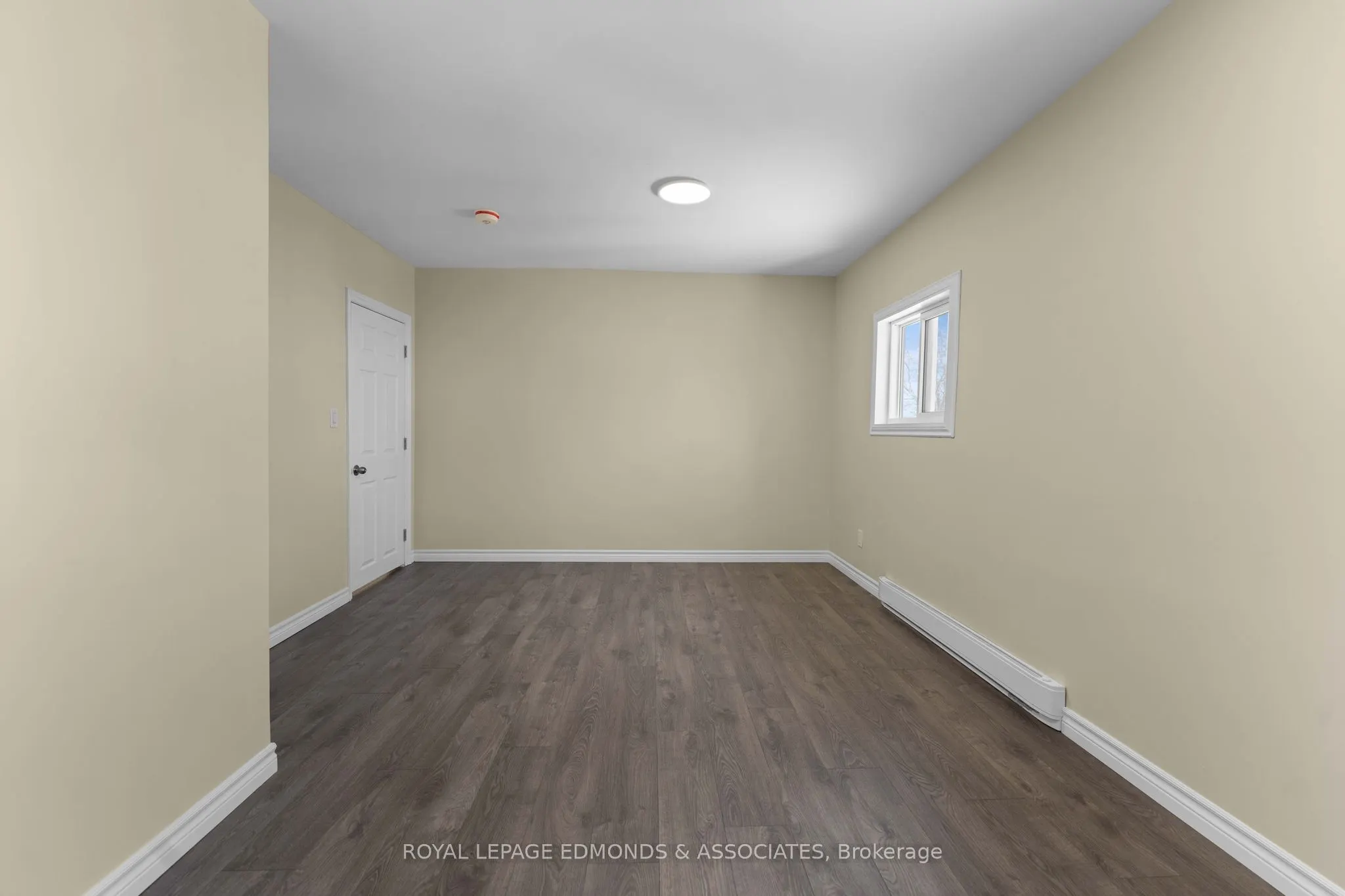 256 Renfrew Street