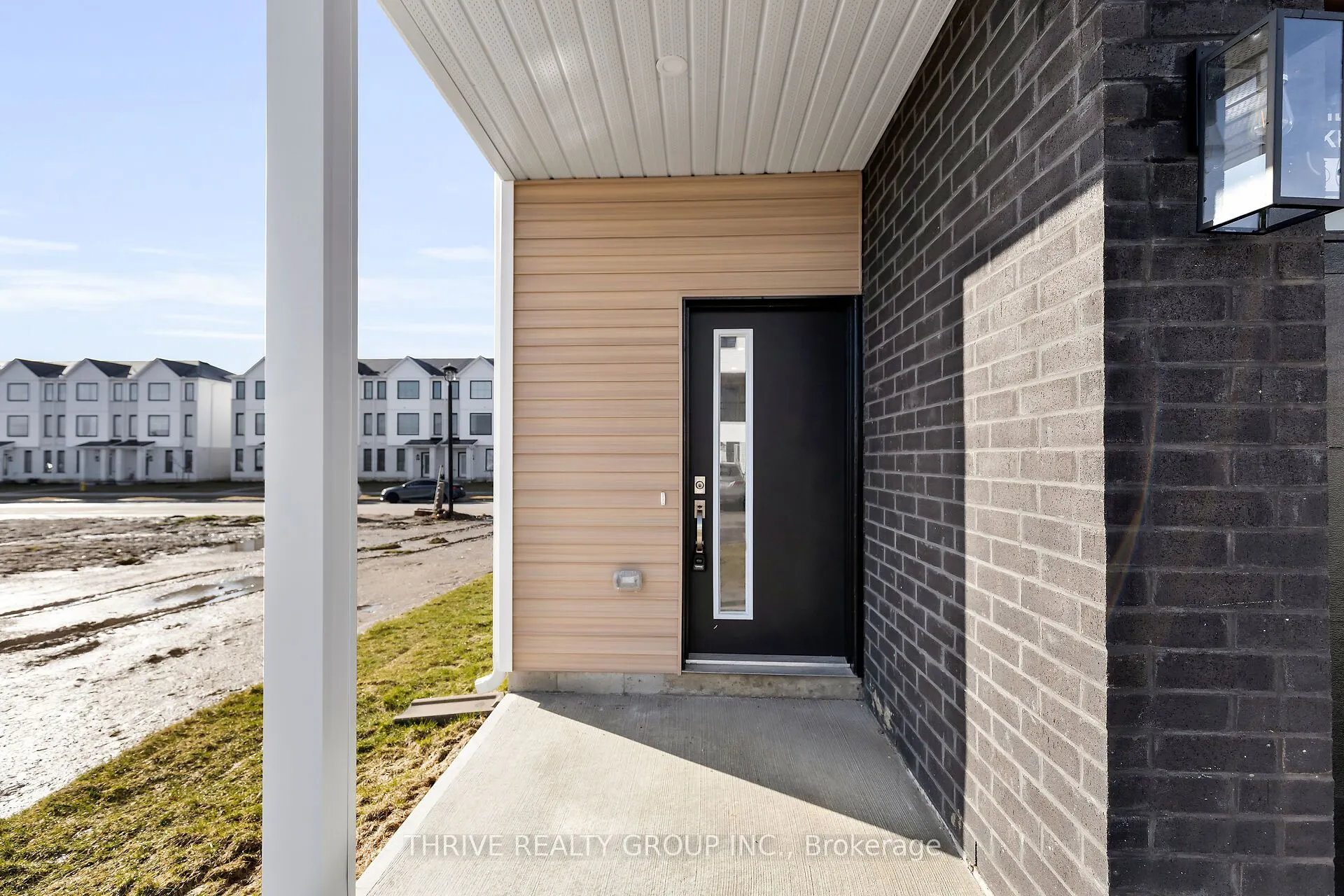1595 Capri Crescent, #78