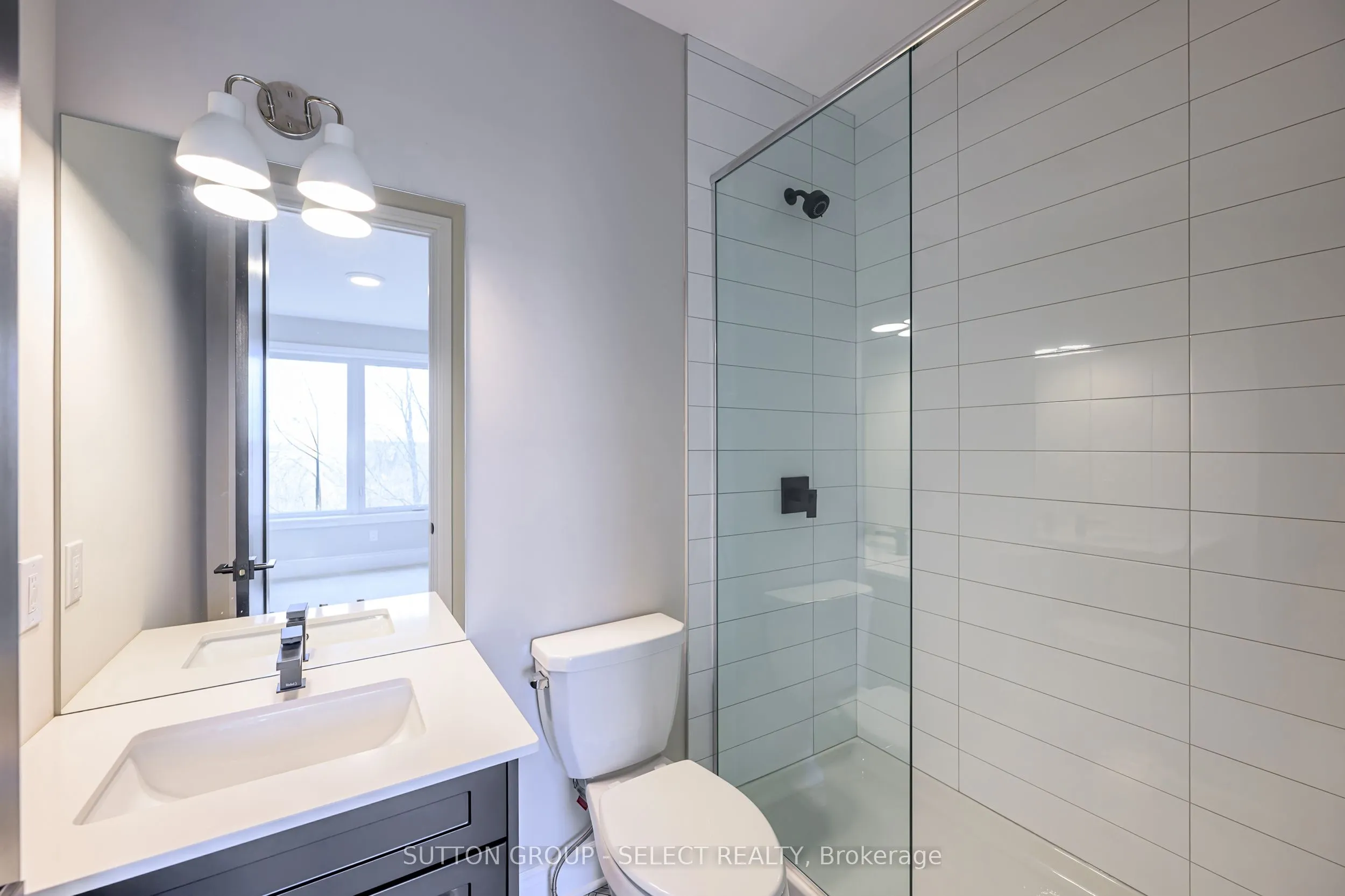 2835 SHEFFIELD Place, #14