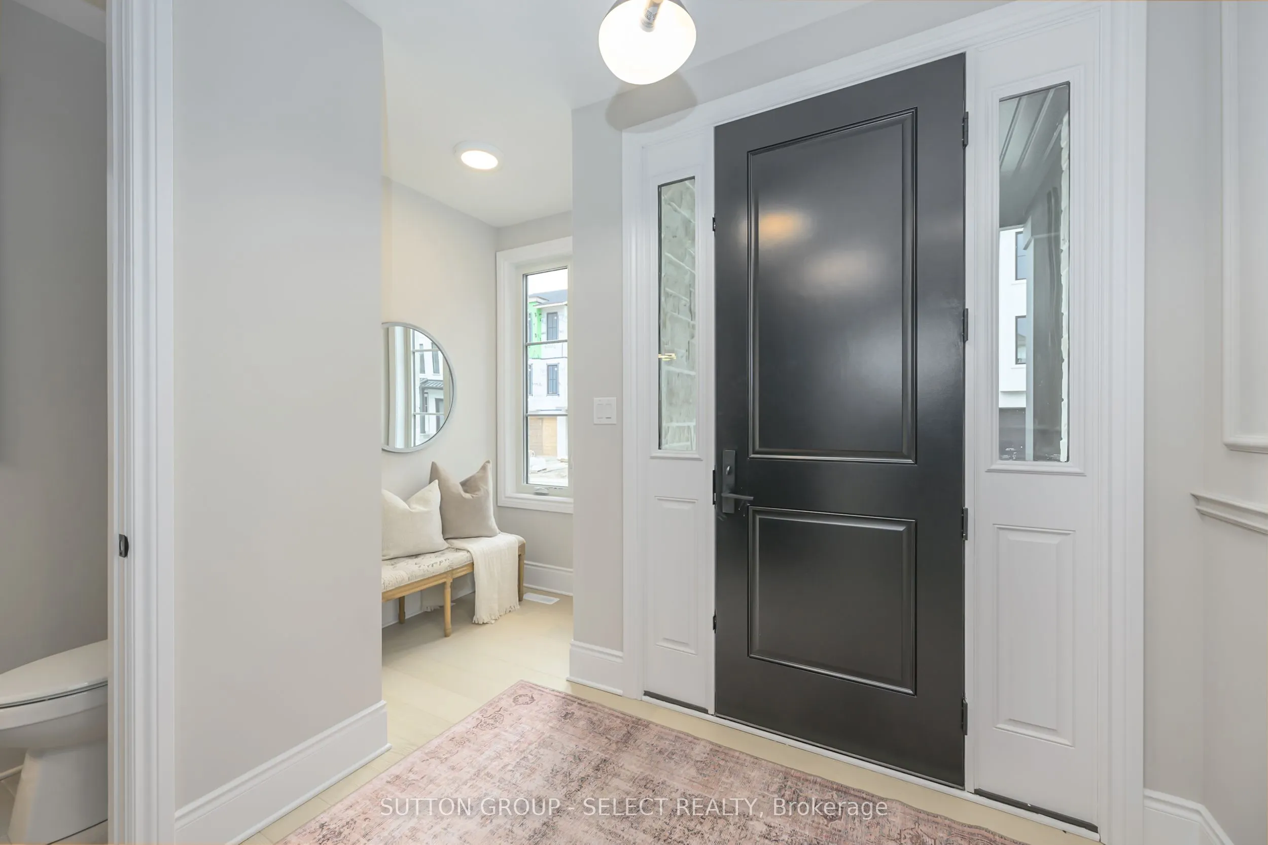2835 SHEFFIELD Place, #14