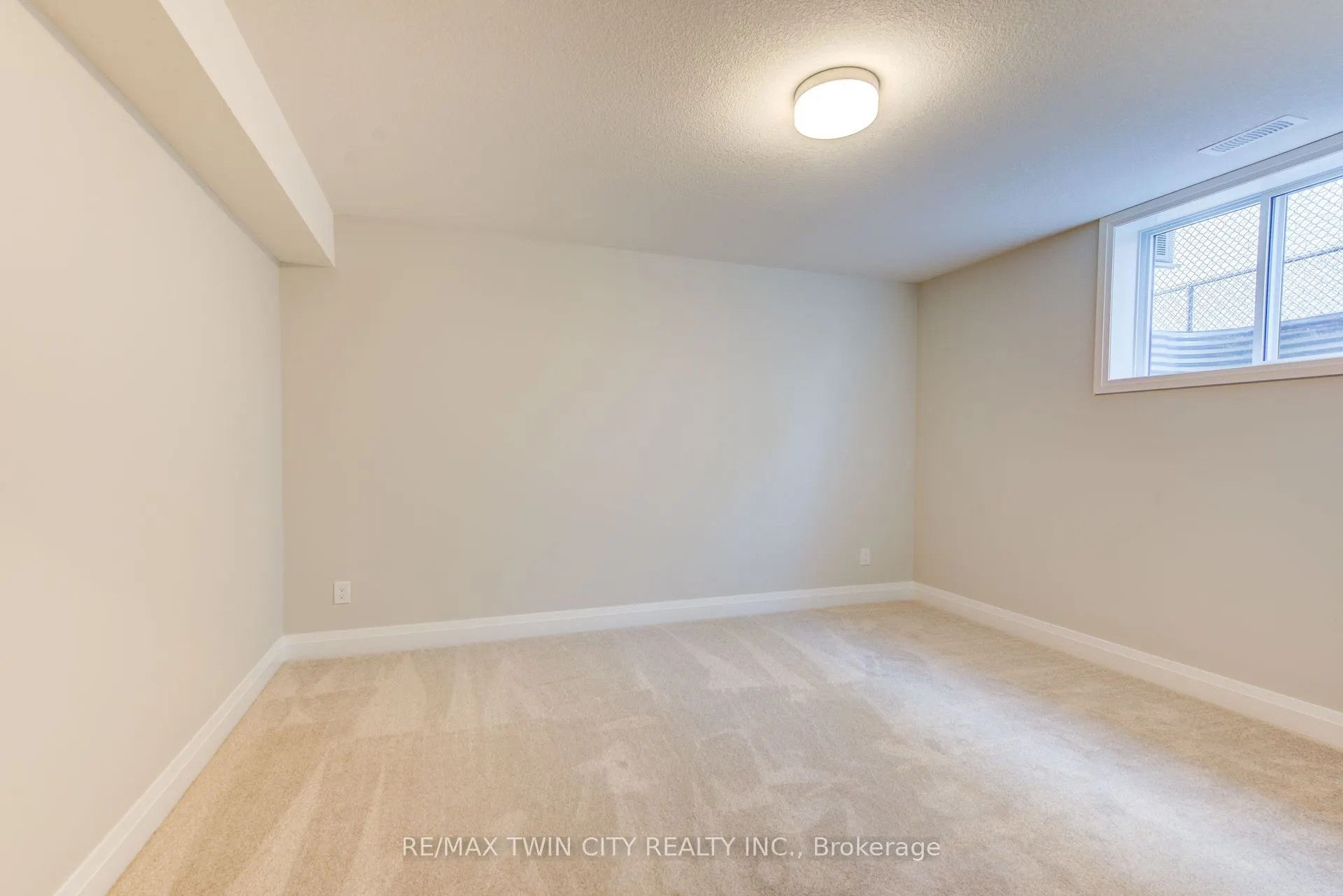 106 South Parkwood Boulevard