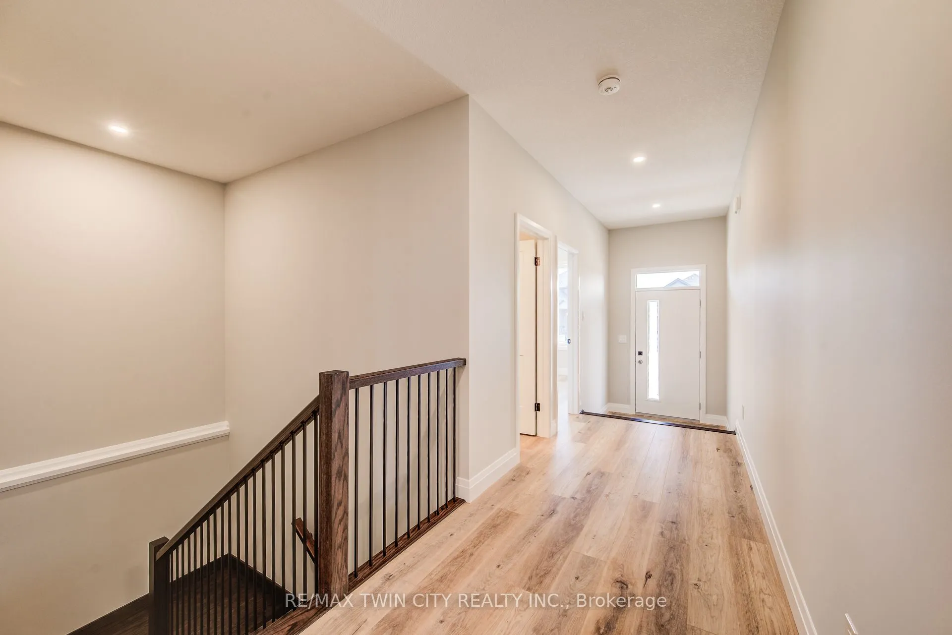 106 South Parkwood Boulevard