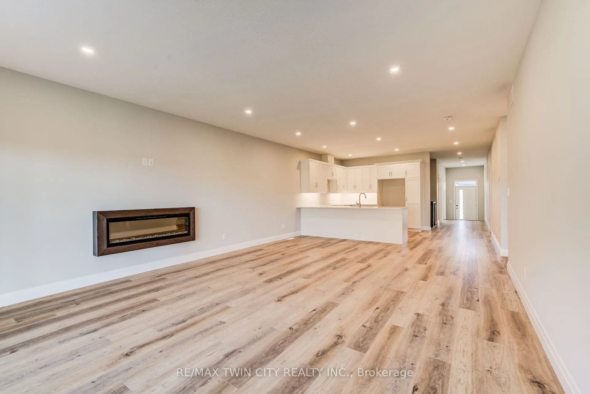 106 South Parkwood Boulevard