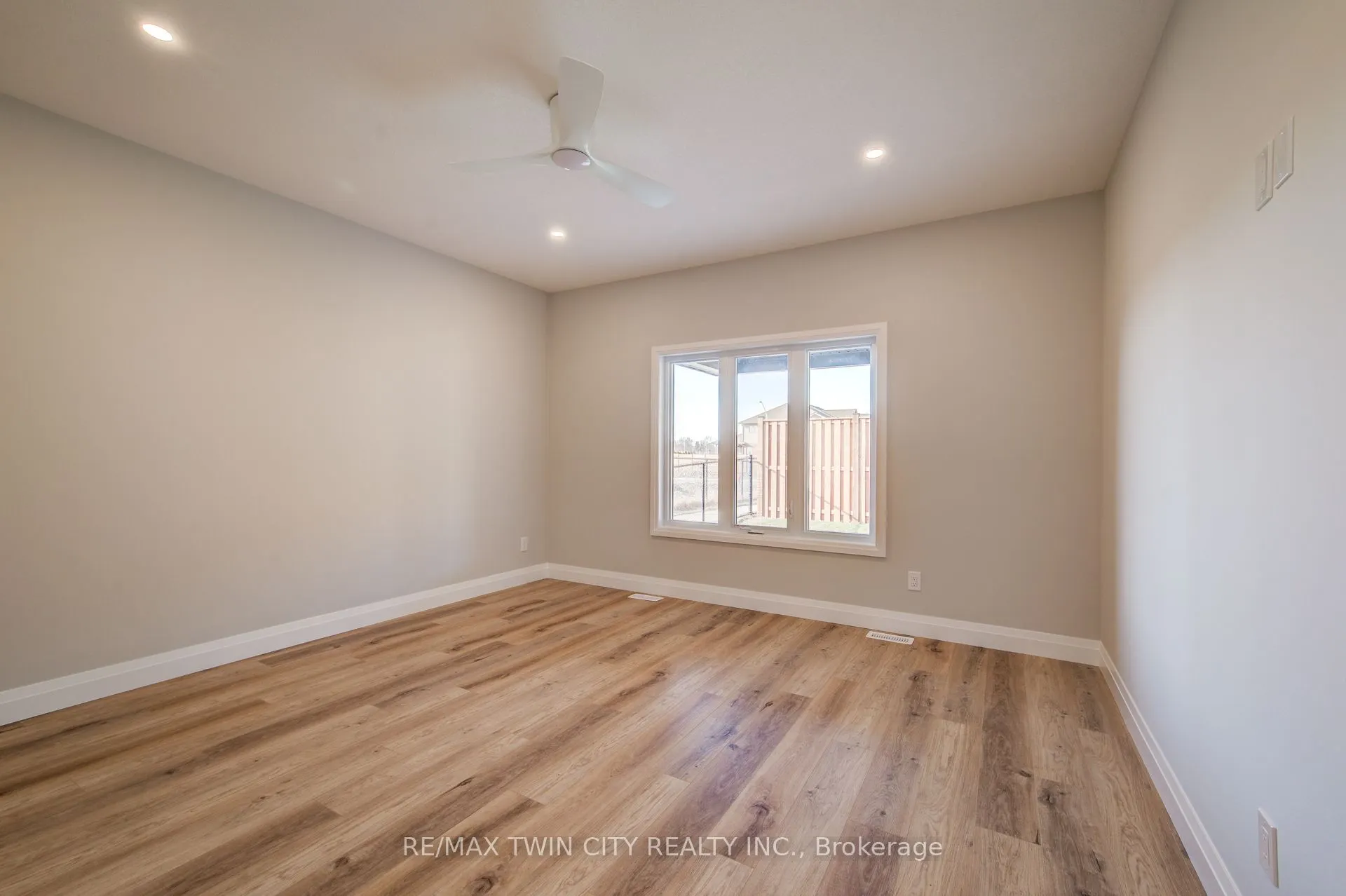 106 South Parkwood Boulevard