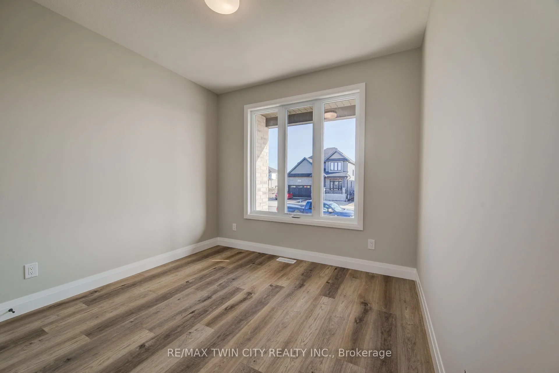 106 South Parkwood Boulevard