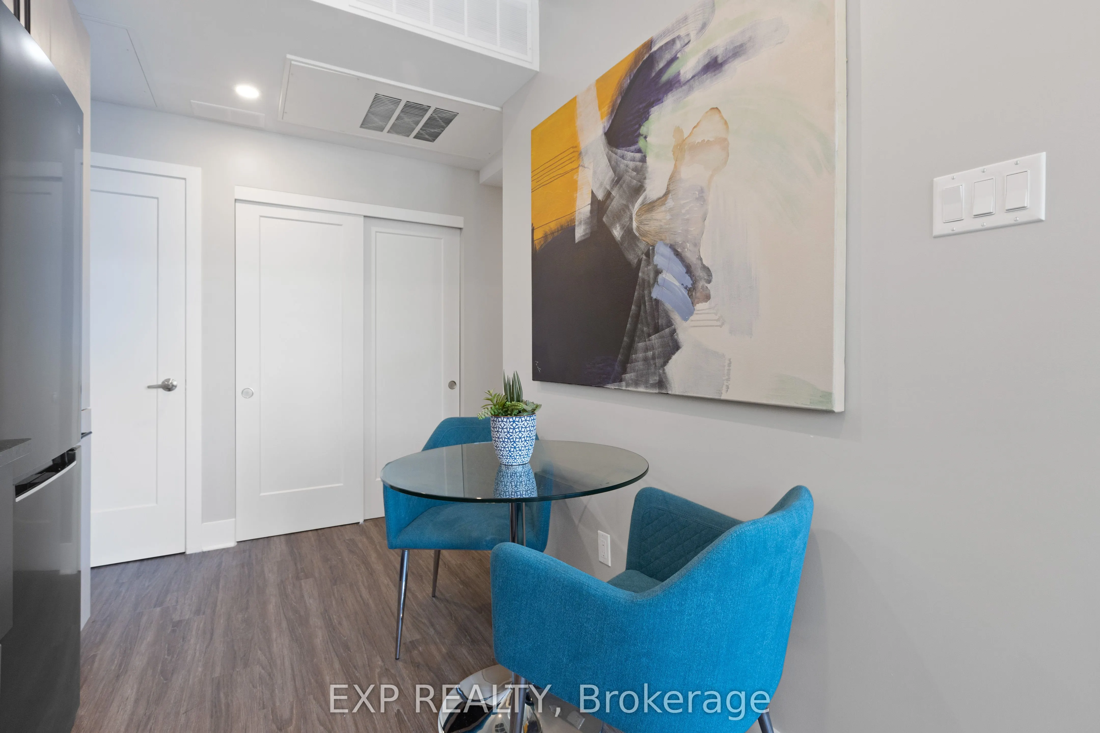 196 beechwood Avenue E, #4