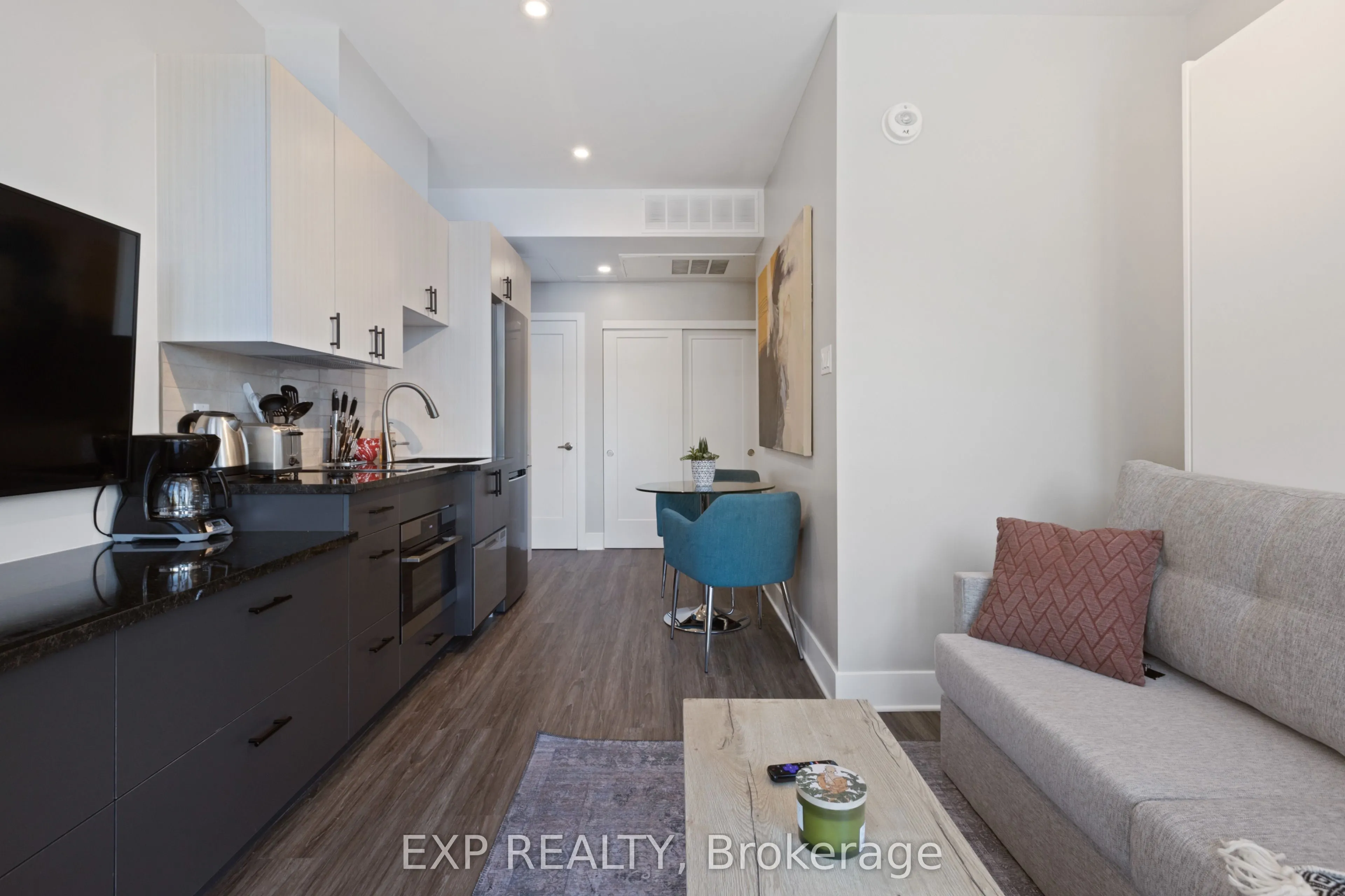 196 beechwood Avenue E, #4