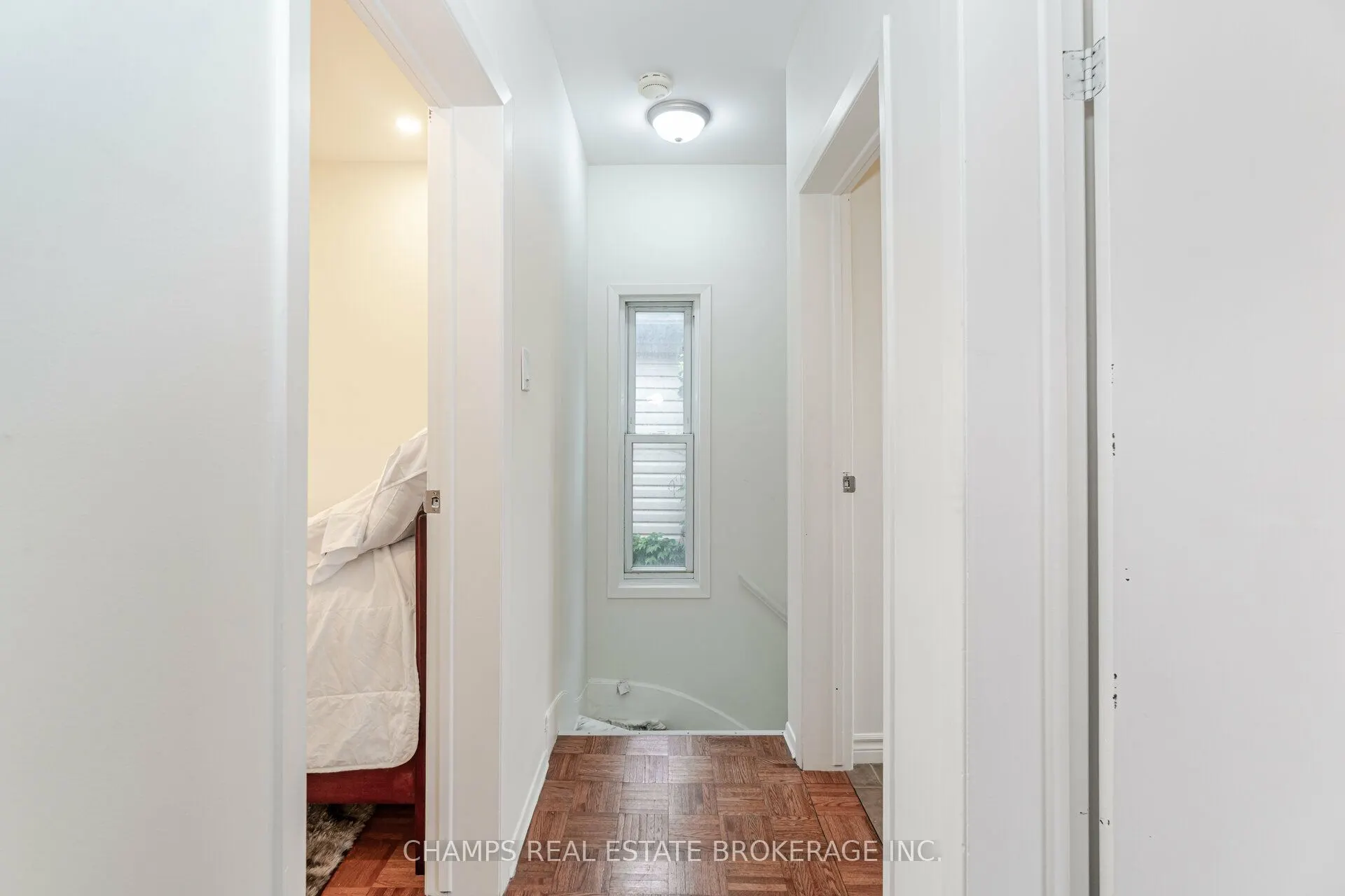 242 East Avenue N