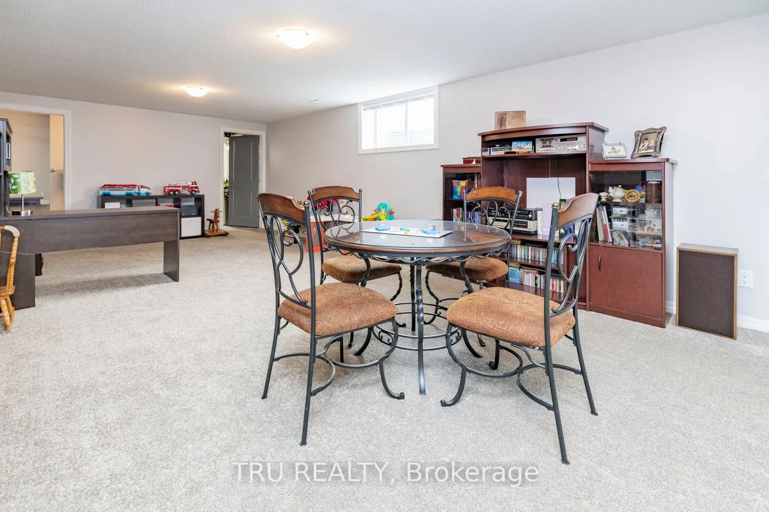 713 Spring Valley Drive