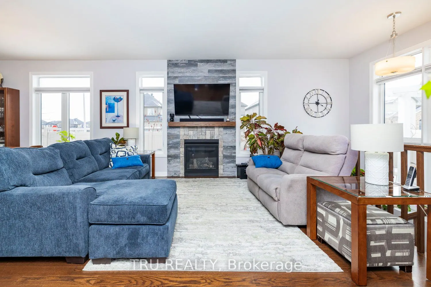 713 Spring Valley Drive