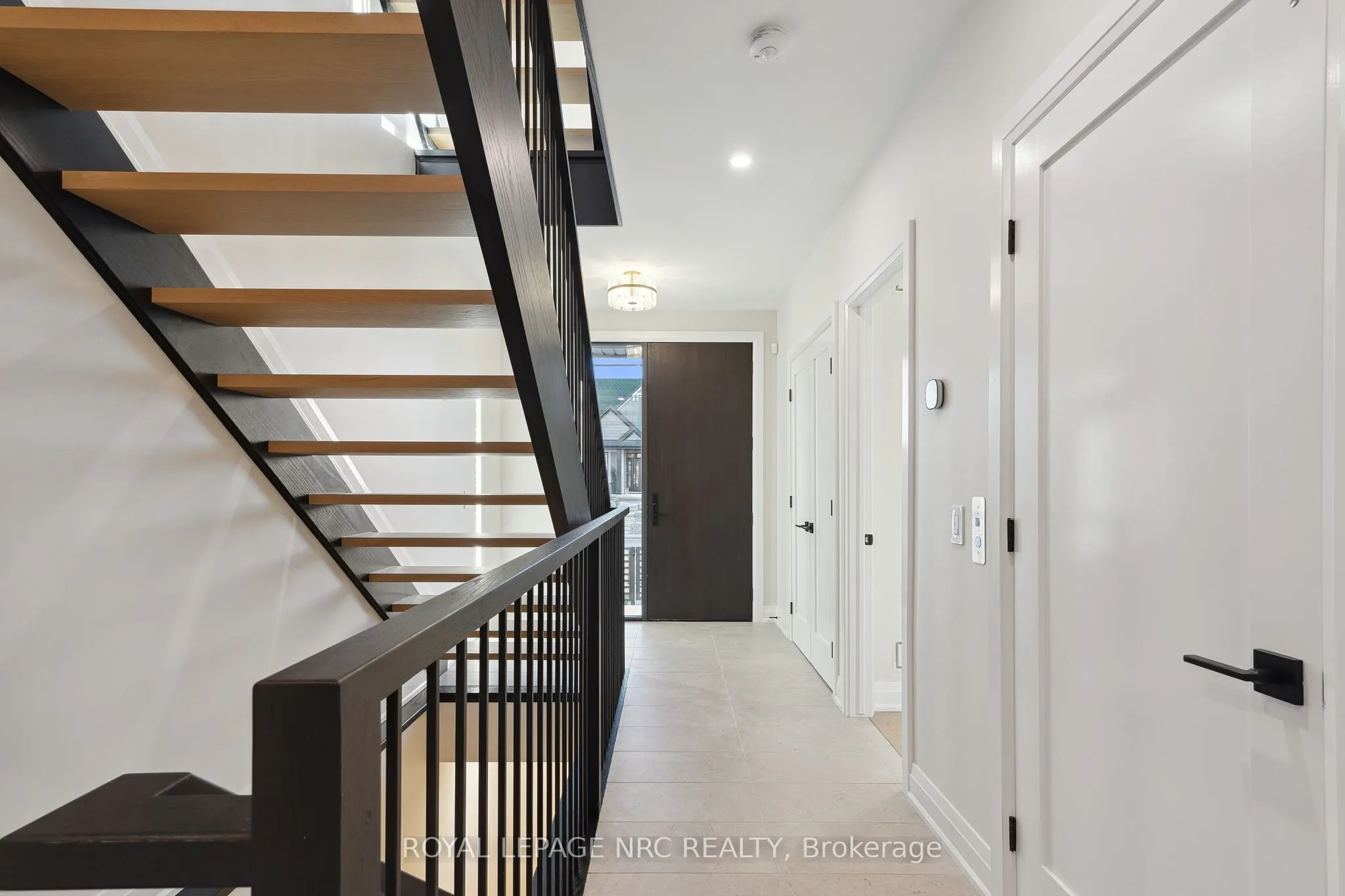 153 E Port Robinson Road, #10