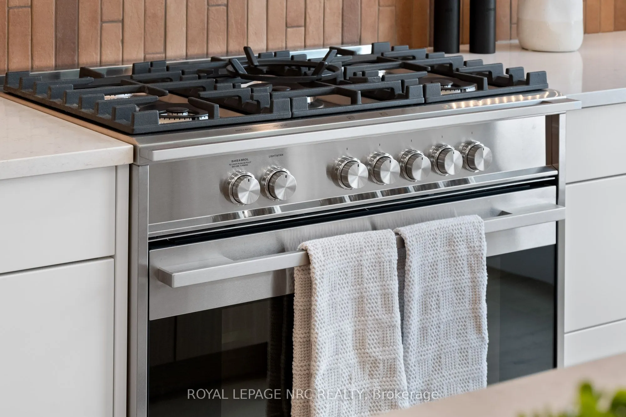 153 E Port Robinson Road, #10