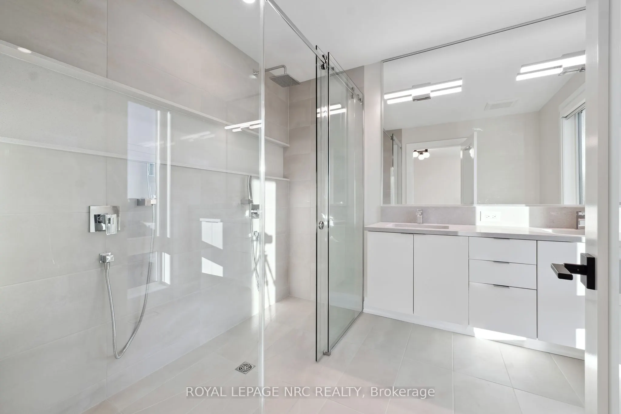 153 E Port Robinson Road, #10