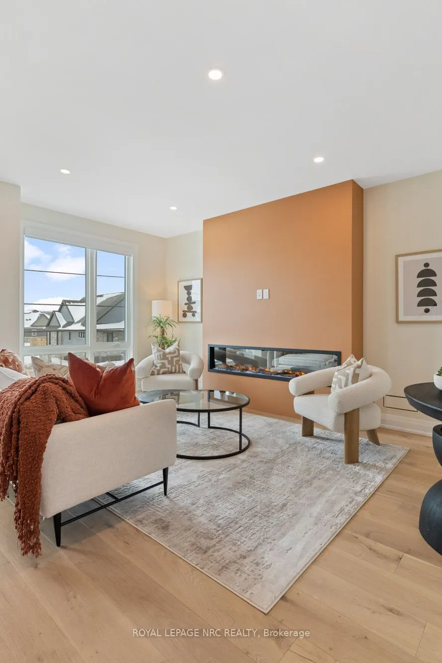 153 E Port Robinson Road, #10